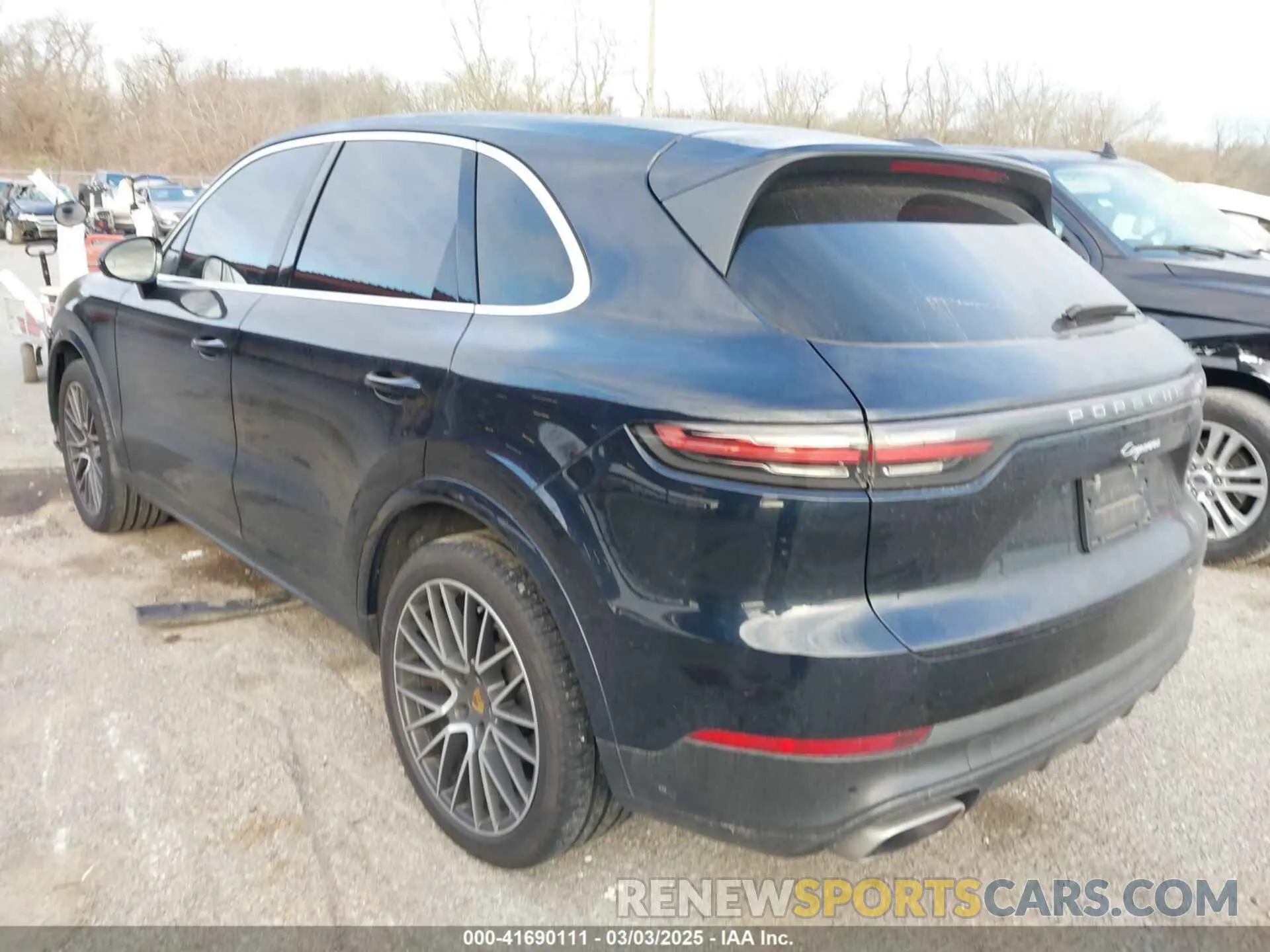 3 Photograph of a damaged car WP1AA2AY8KDA06172 PORSCHE CAYENNE 2019
