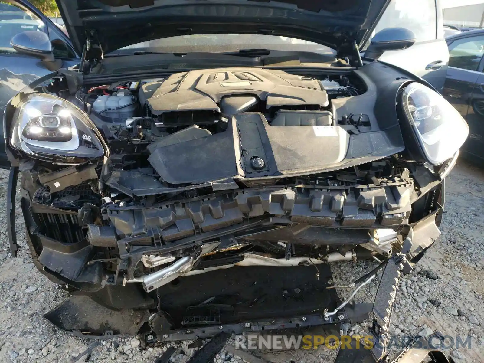 9 Photograph of a damaged car WP1AA2AY8KDA07760 PORSCHE CAYENNE 2019