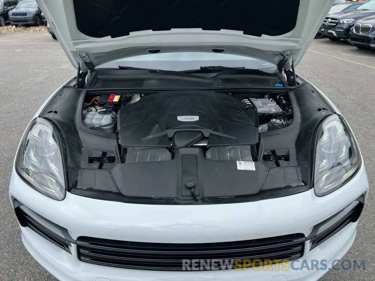 8 Photograph of a damaged car WP1AA2AY8KDA14157 PORSCHE CAYENNE 2019