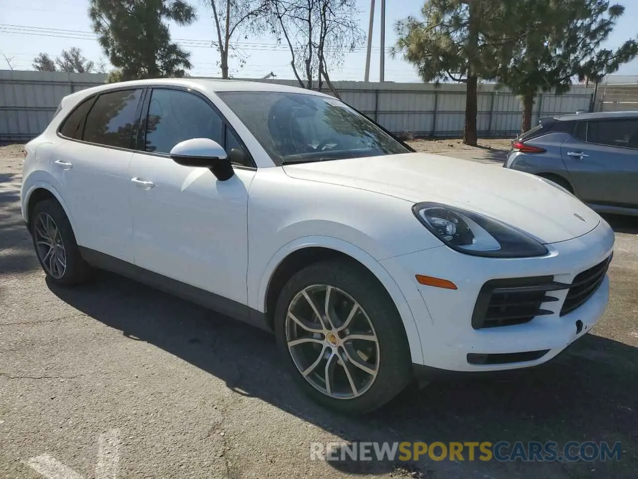 4 Photograph of a damaged car WP1AA2AY8KDA18516 PORSCHE CAYENNE 2019