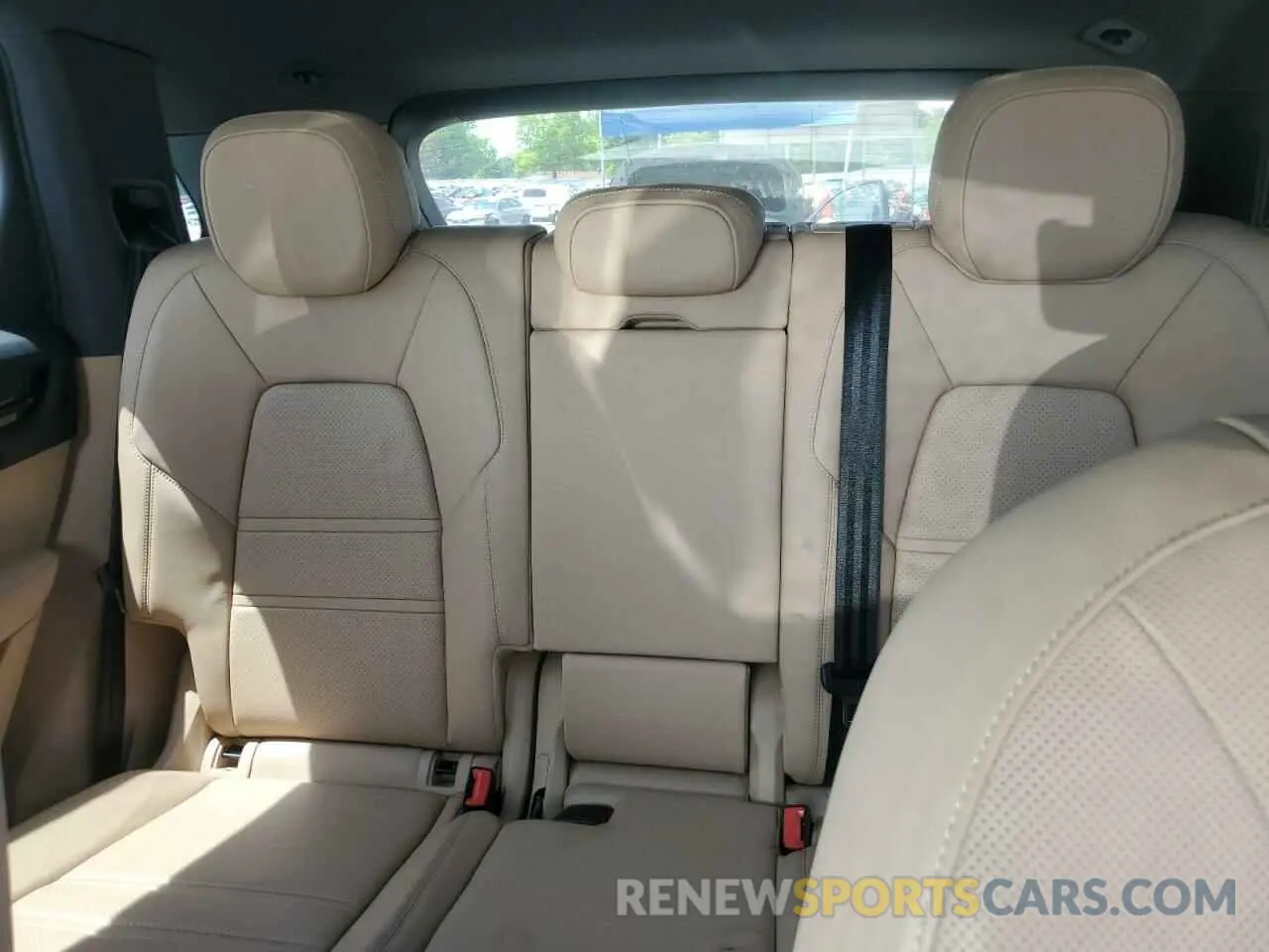 10 Photograph of a damaged car WP1AA2AY9KDA16564 PORSCHE CAYENNE 2019