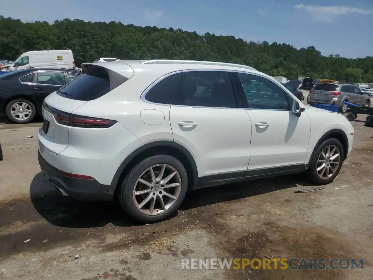 3 Photograph of a damaged car WP1AA2AY9KDA16564 PORSCHE CAYENNE 2019