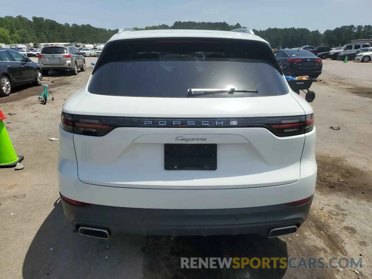 6 Photograph of a damaged car WP1AA2AY9KDA16564 PORSCHE CAYENNE 2019