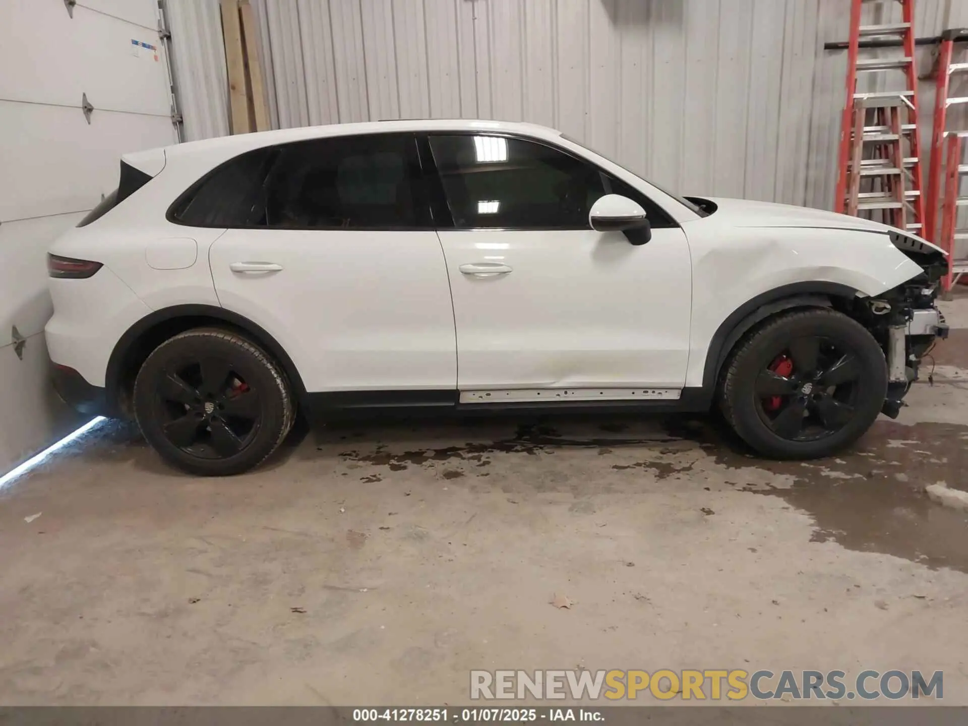 13 Photograph of a damaged car WP1AA2AYXKDA01684 PORSCHE CAYENNE 2019