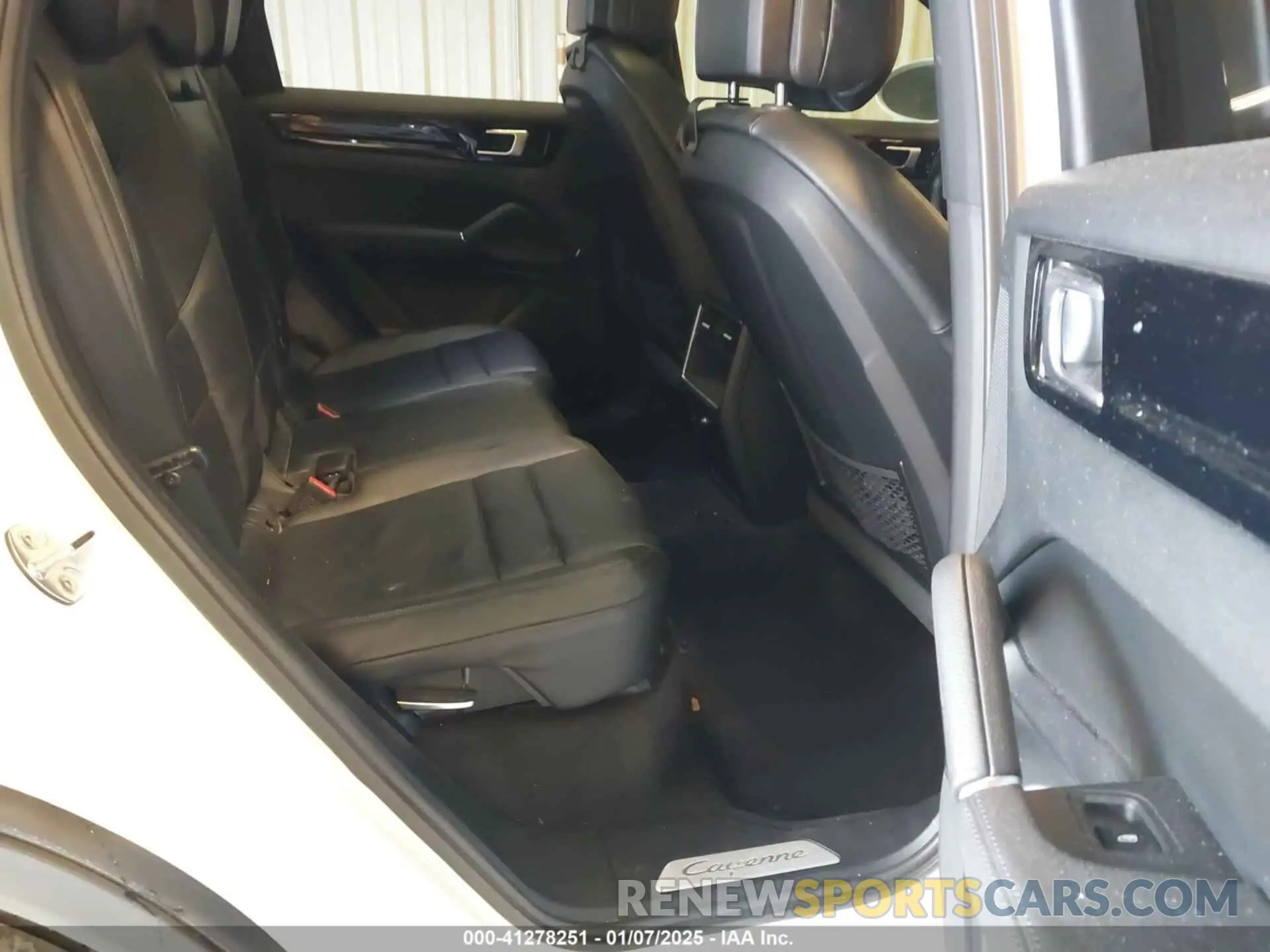 8 Photograph of a damaged car WP1AA2AYXKDA01684 PORSCHE CAYENNE 2019