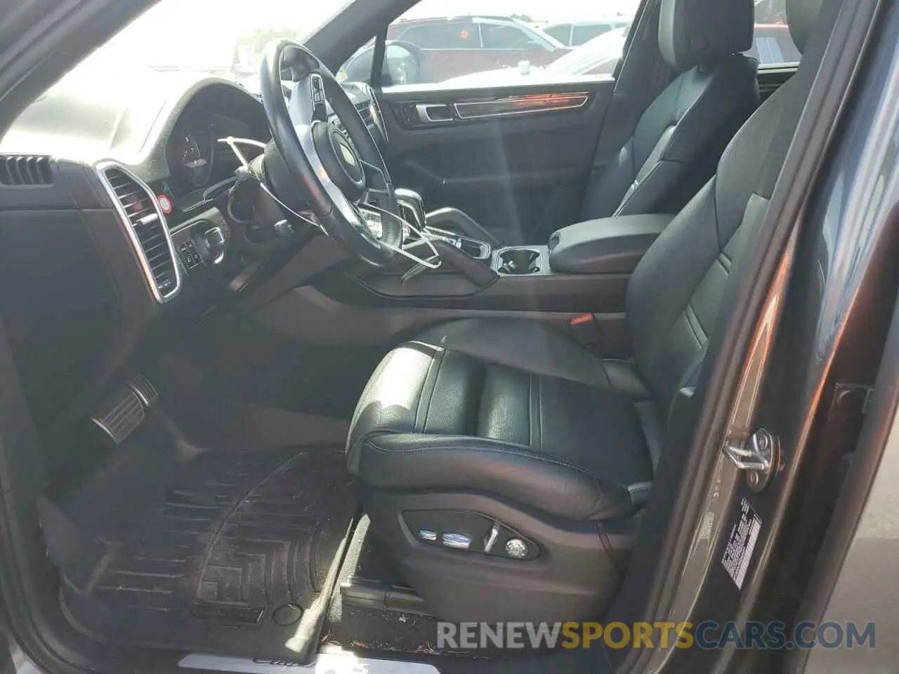7 Photograph of a damaged car WP1AB2AY0KDA65391 PORSCHE CAYENNE 2019