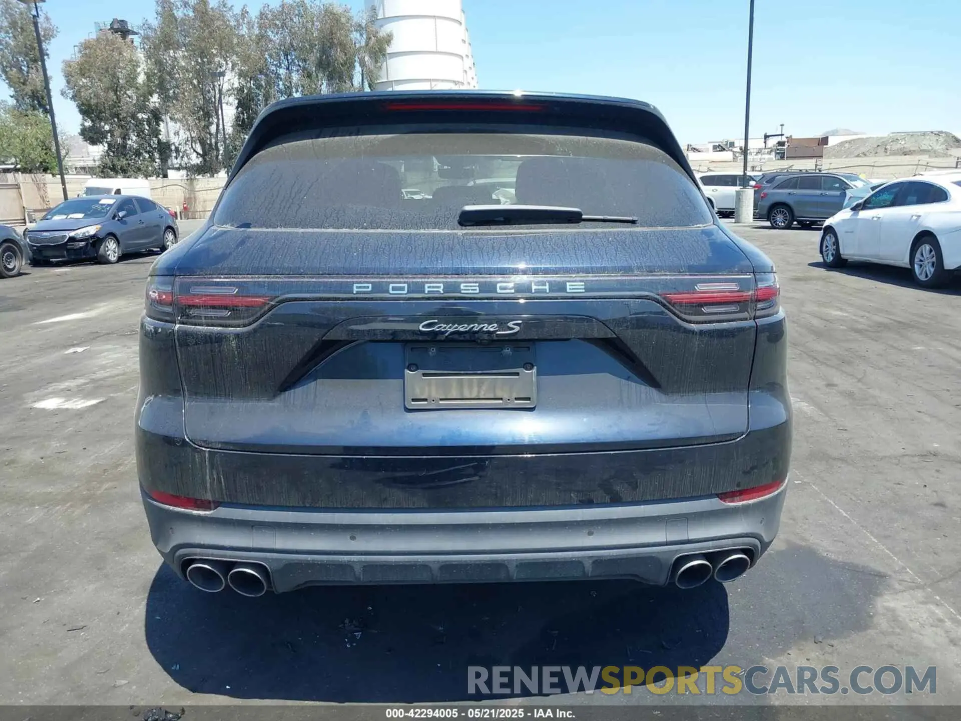 17 Photograph of a damaged car WP1AB2AY9KDA64014 PORSCHE CAYENNE 2019
