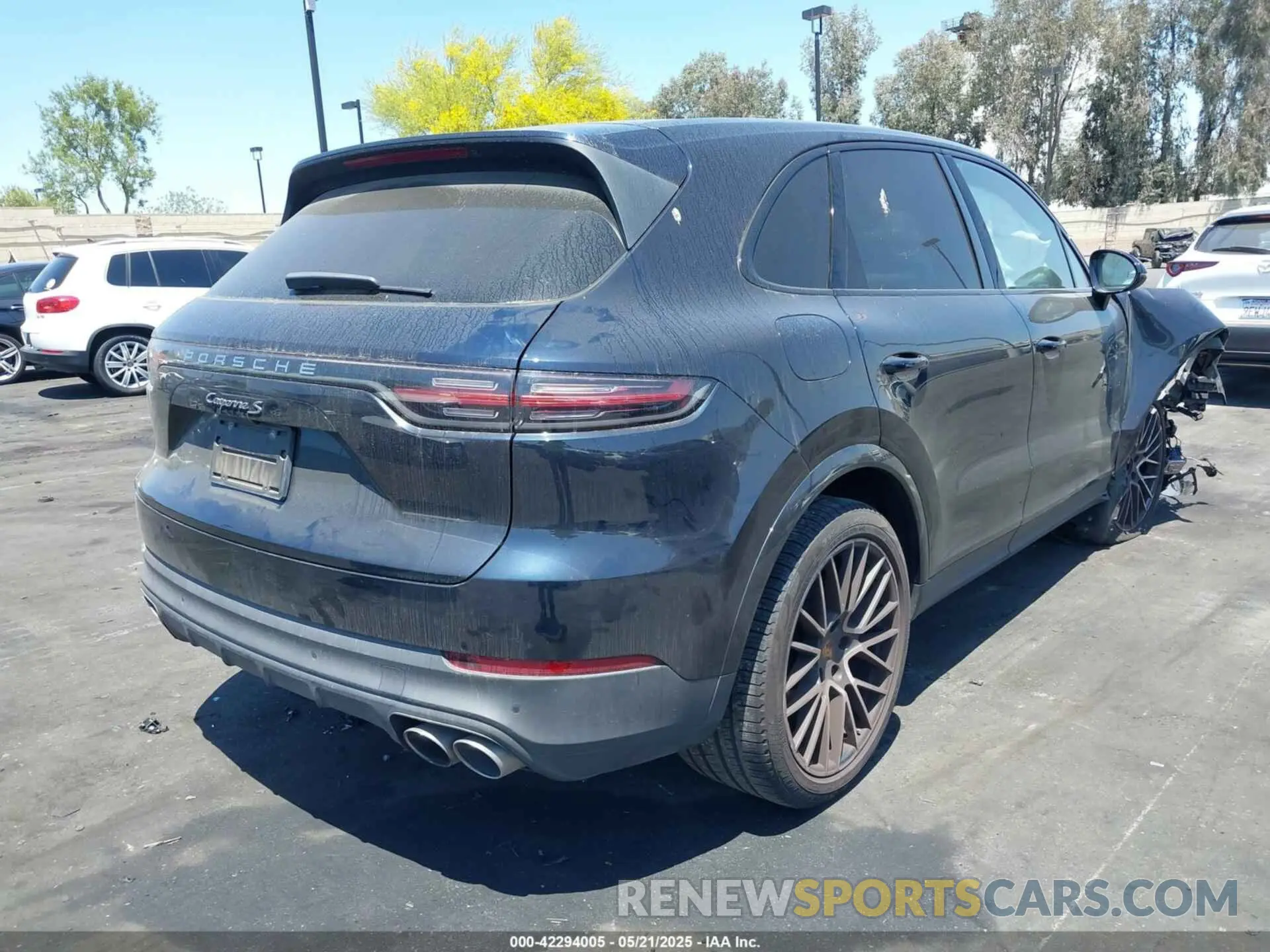 4 Photograph of a damaged car WP1AB2AY9KDA64014 PORSCHE CAYENNE 2019