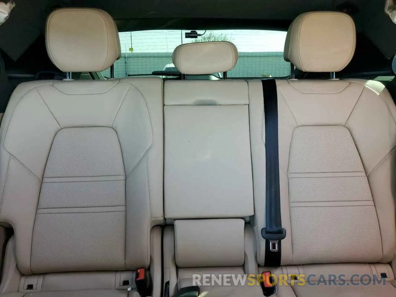 10 Photograph of a damaged car WP1AE2AY5KDA50280 PORSCHE CAYENNE 2019