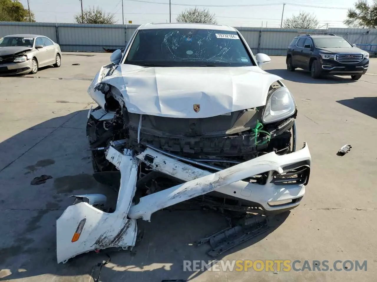 5 Photograph of a damaged car WP1AE2AY5KDA50280 PORSCHE CAYENNE 2019