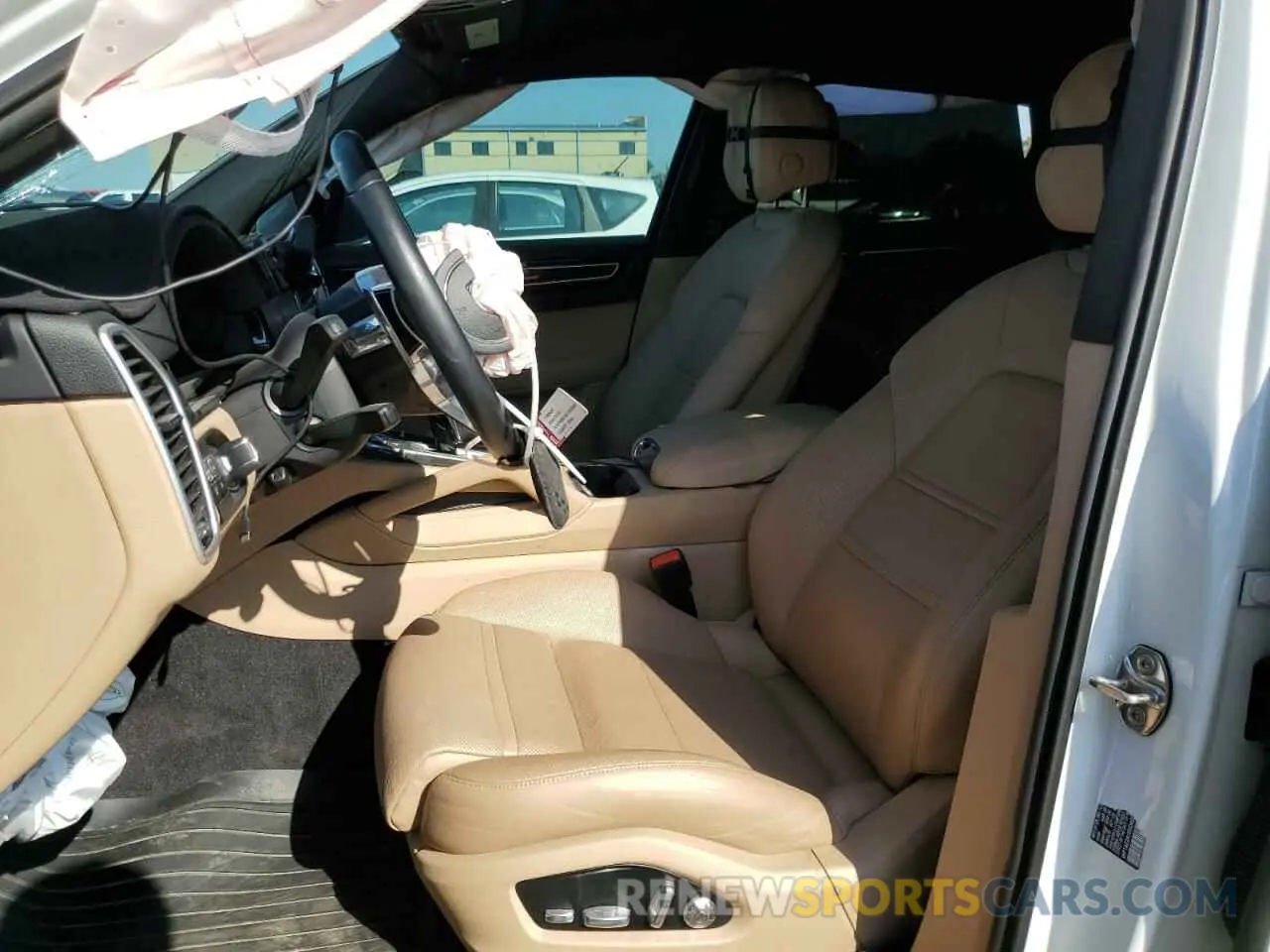 7 Photograph of a damaged car WP1AE2AY5KDA50280 PORSCHE CAYENNE 2019