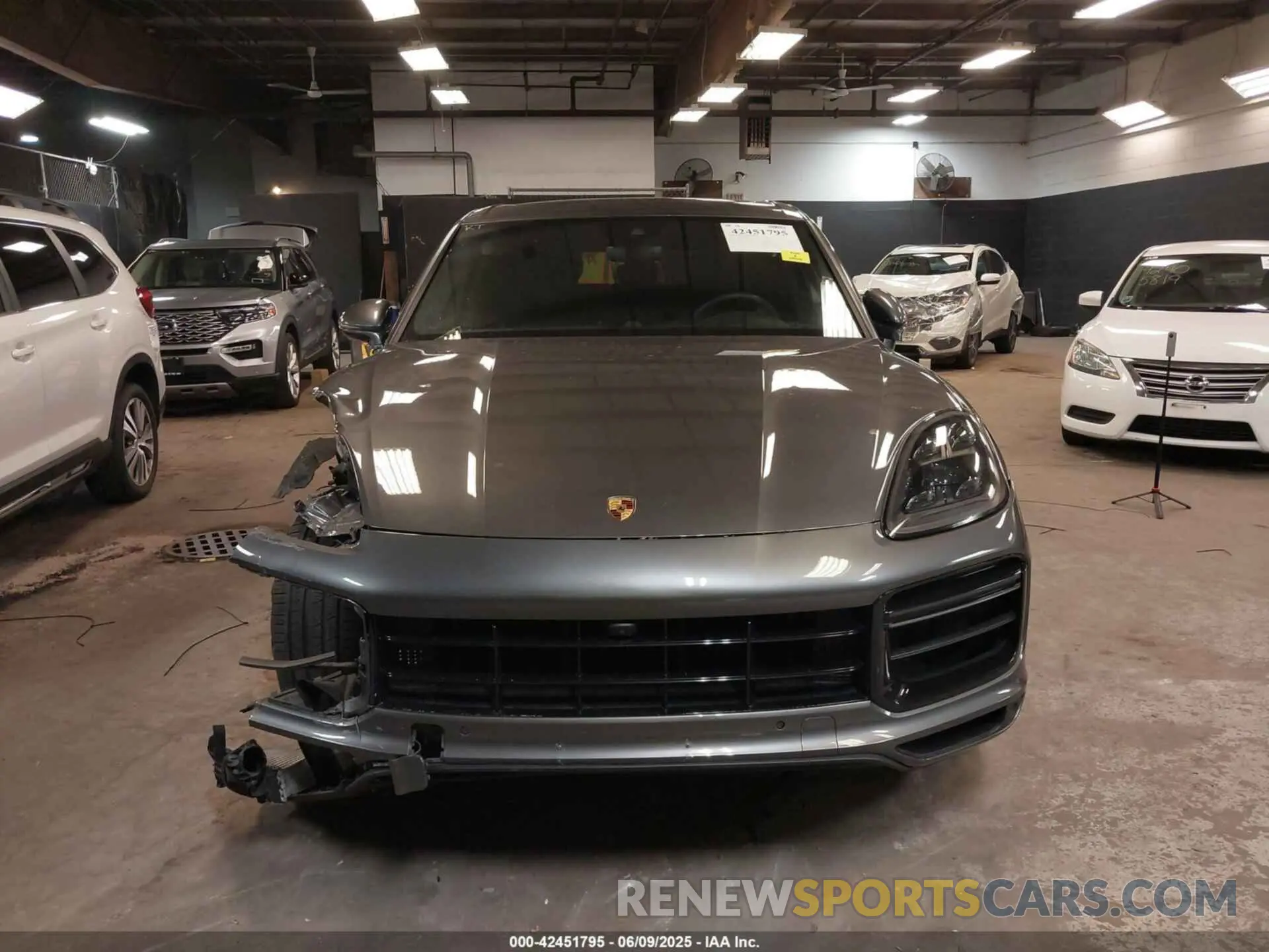 12 Photograph of a damaged car WP1AF2AY1KDA80762 PORSCHE CAYENNE 2019