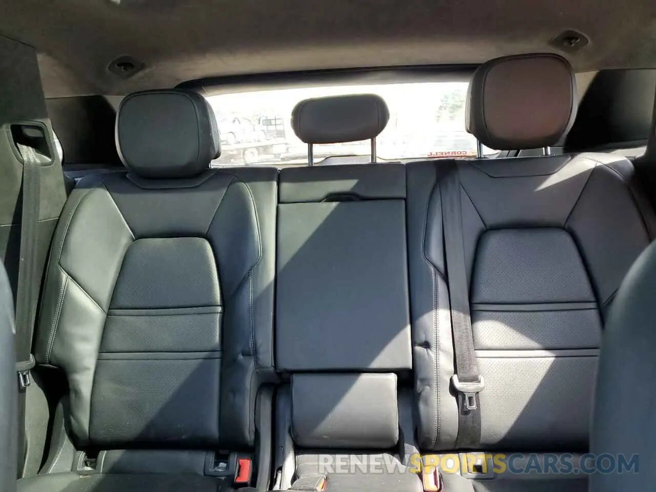 10 Photograph of a damaged car WP1AF2AY6KDA80773 PORSCHE CAYENNE 2019