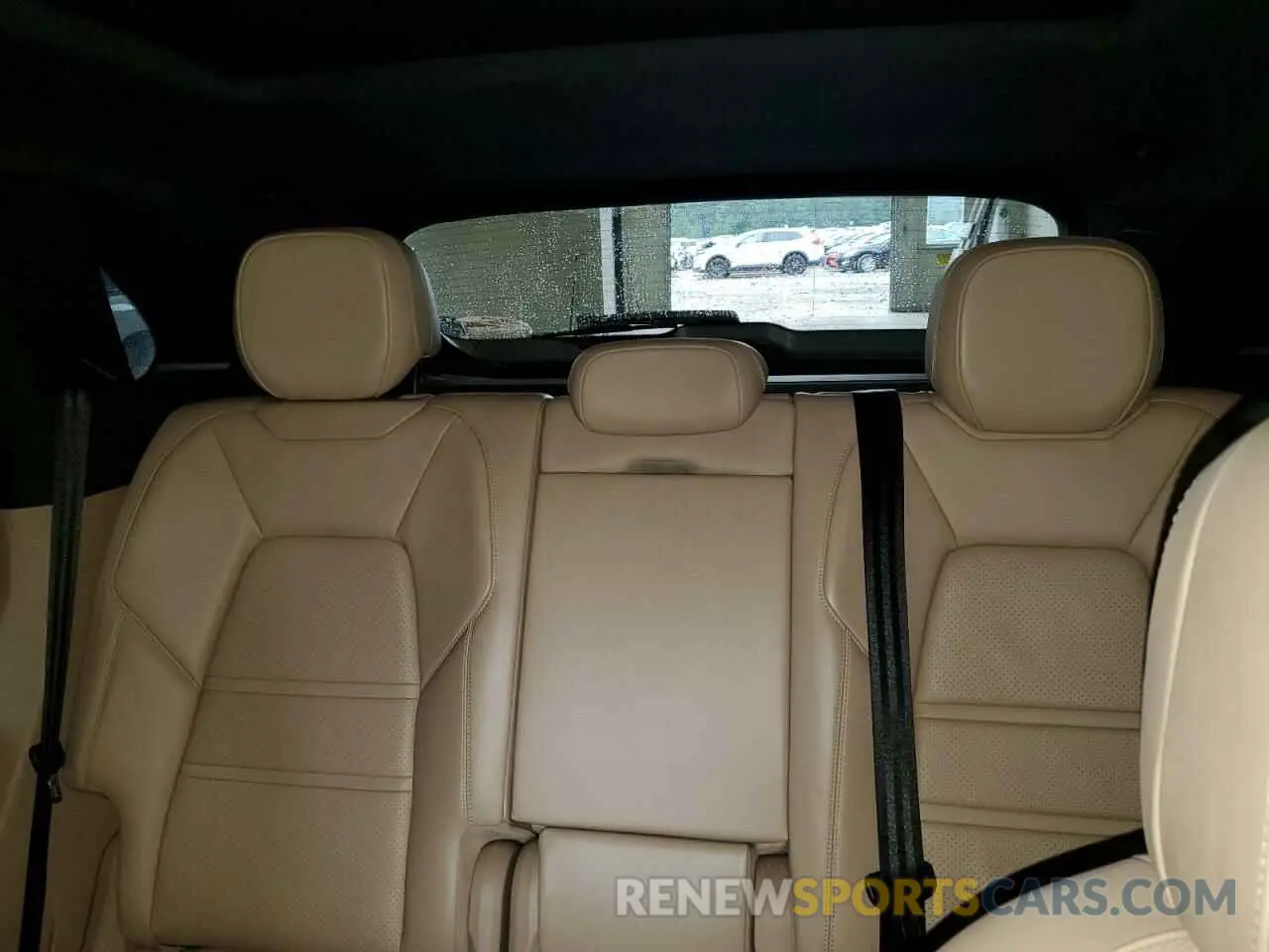 10 Photograph of a damaged car WP1AA2AY0LDA04126 PORSCHE CAYENNE 2020