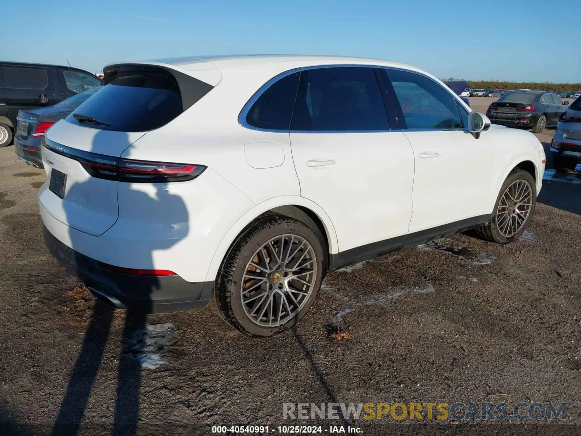 4 Photograph of a damaged car WP1AA2AY0LDA05096 PORSCHE CAYENNE 2020