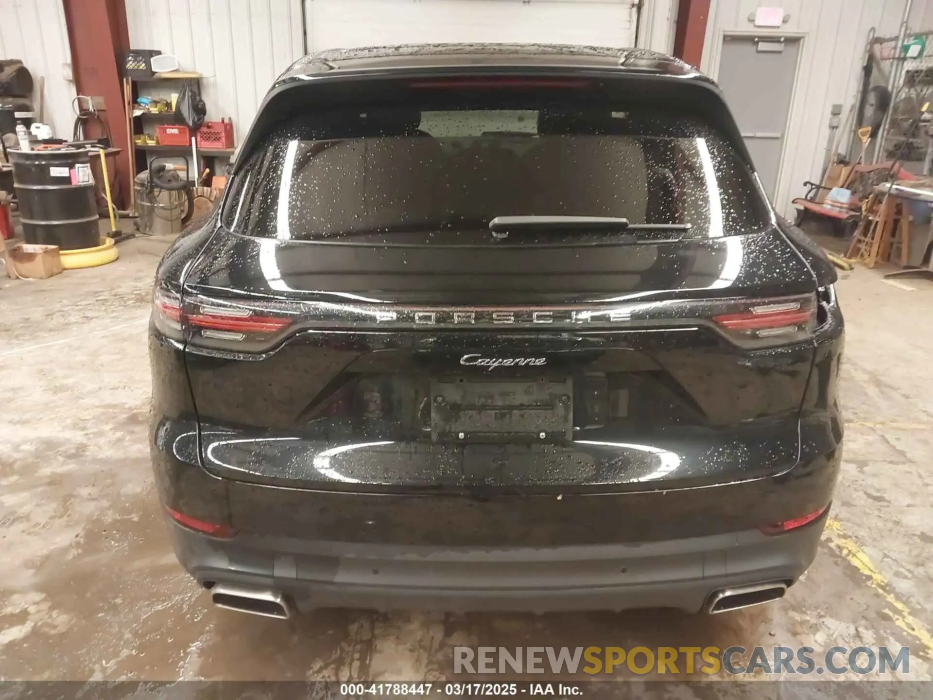 17 Photograph of a damaged car WP1AA2AY1LDA06726 PORSCHE CAYENNE 2020