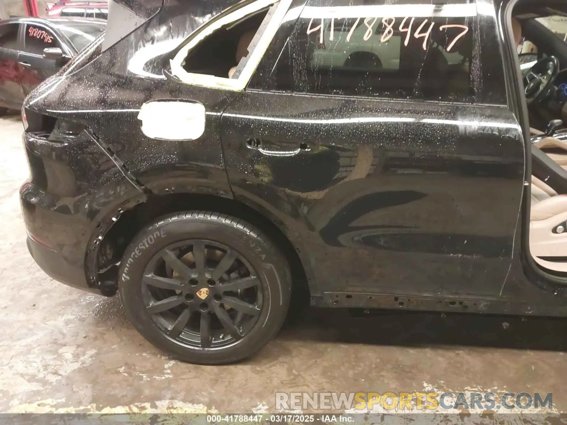 19 Photograph of a damaged car WP1AA2AY1LDA06726 PORSCHE CAYENNE 2020