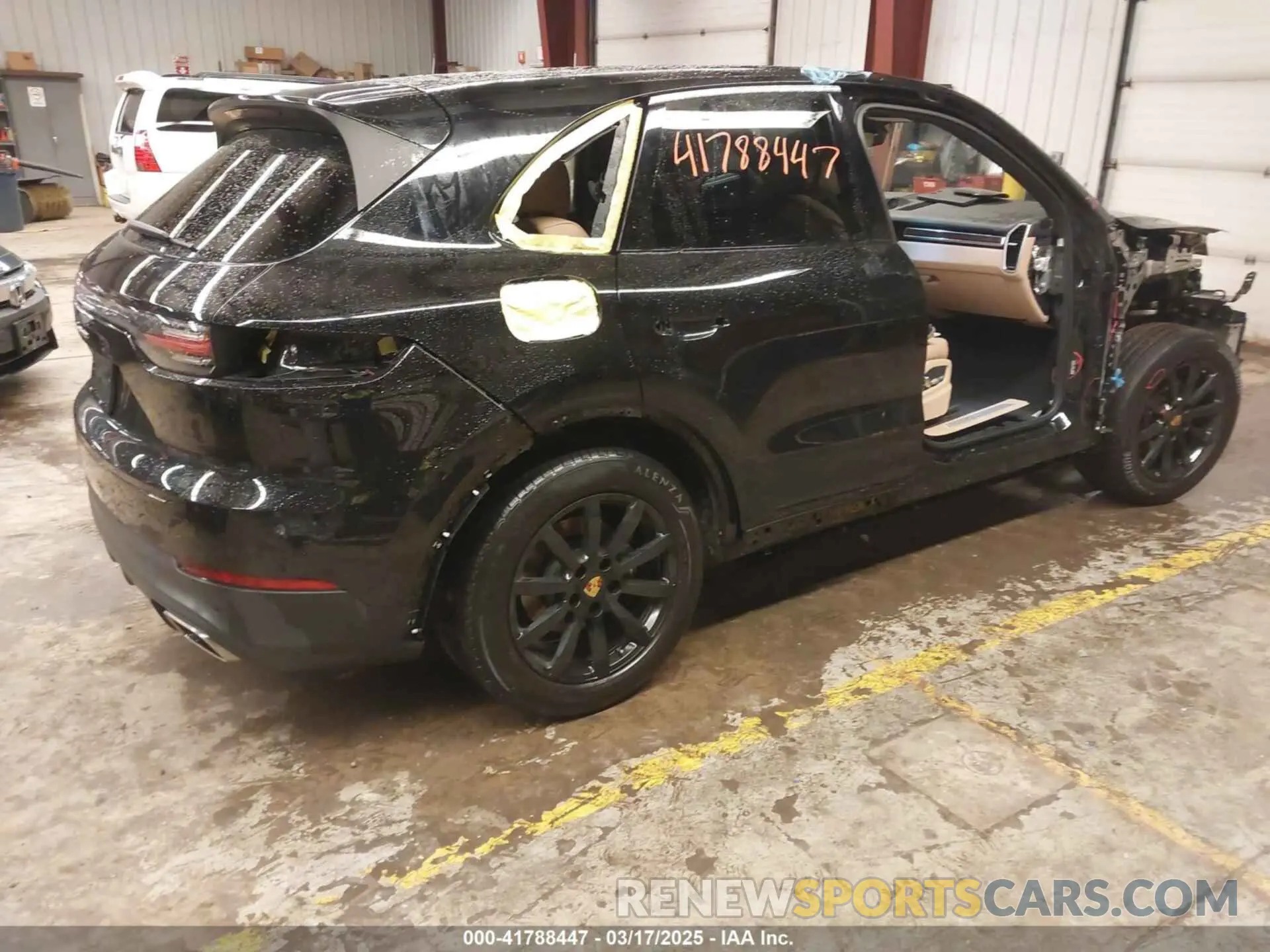 4 Photograph of a damaged car WP1AA2AY1LDA06726 PORSCHE CAYENNE 2020