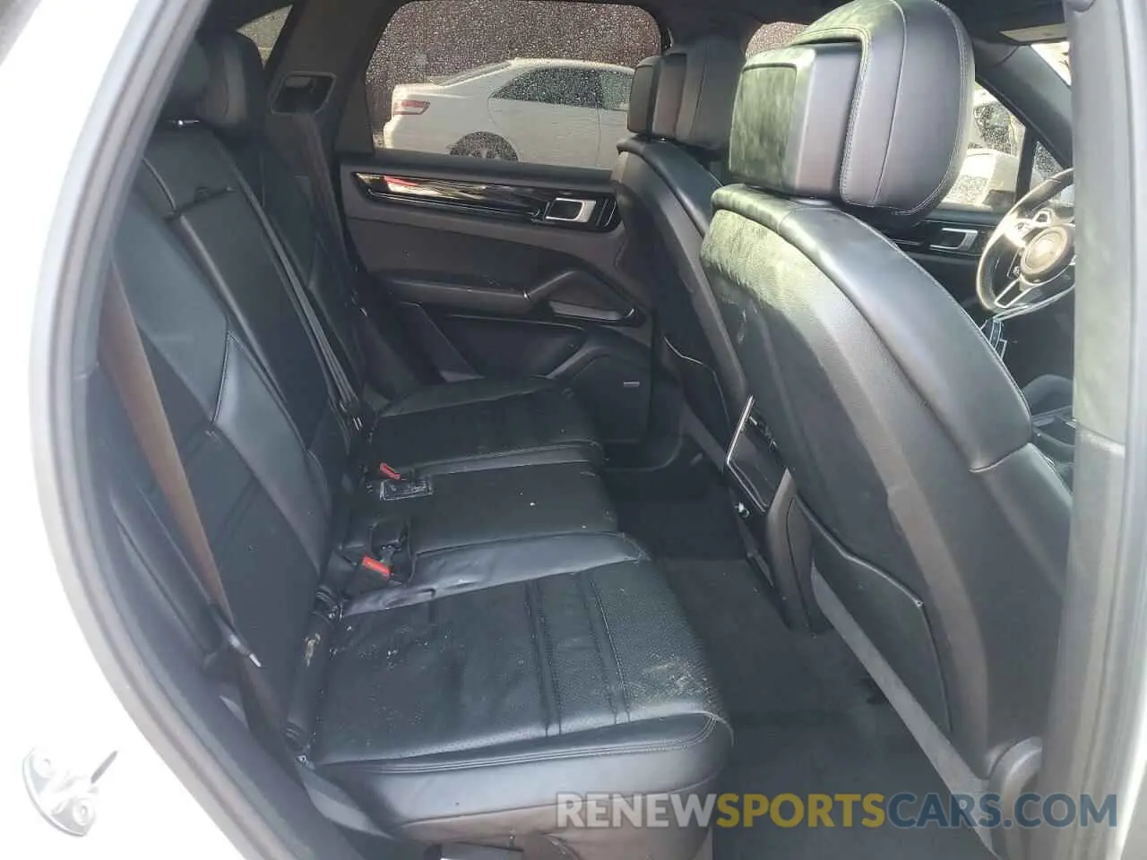 10 Photograph of a damaged car WP1AA2AY2LDA03933 PORSCHE CAYENNE 2020