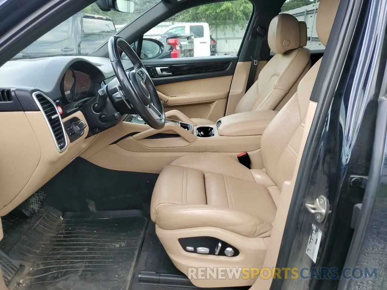 7 Photograph of a damaged car WP1AA2AY2LDA09800 PORSCHE CAYENNE 2020