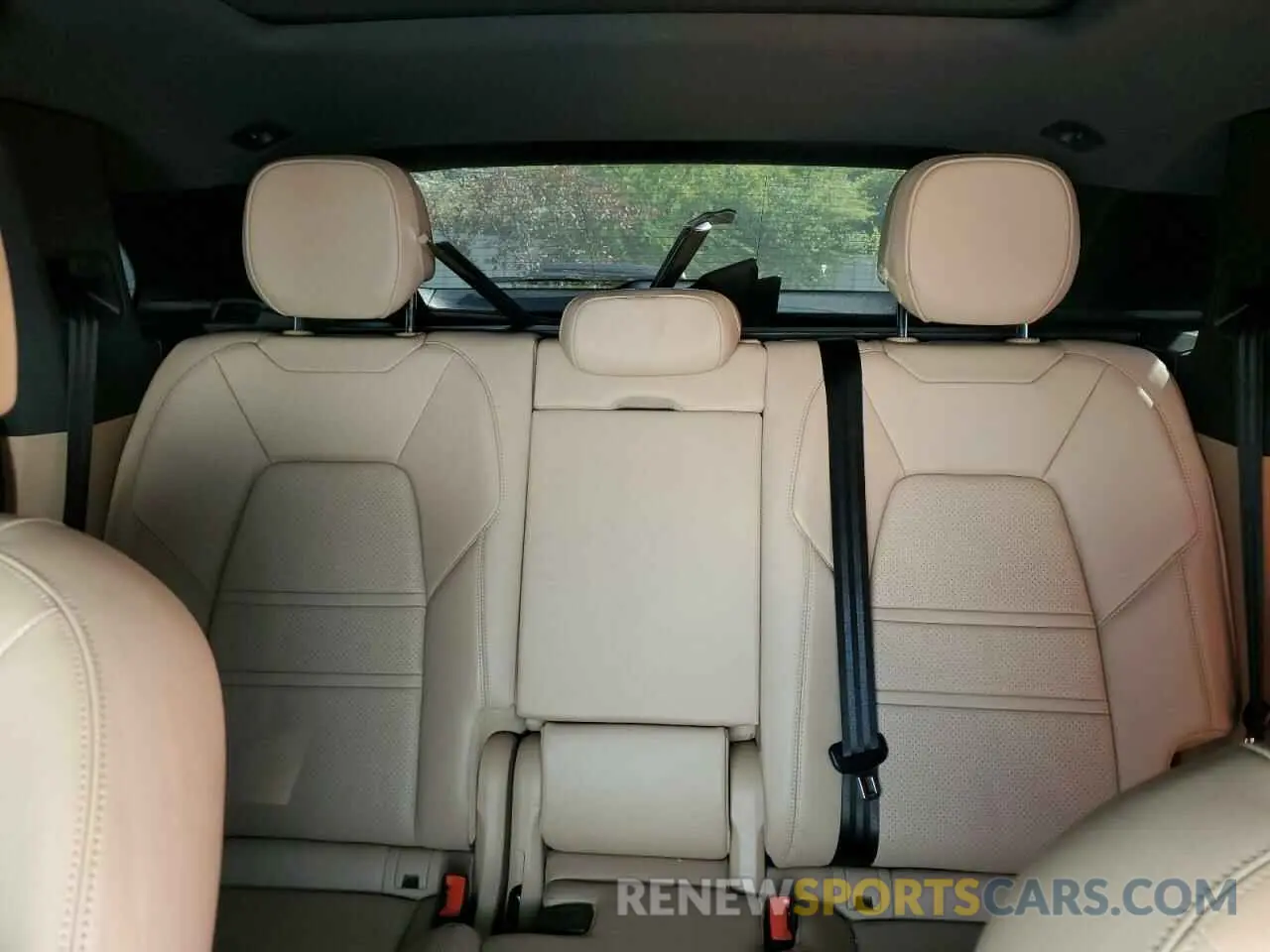 10 Photograph of a damaged car WP1AA2AY3LDA00359 PORSCHE CAYENNE 2020