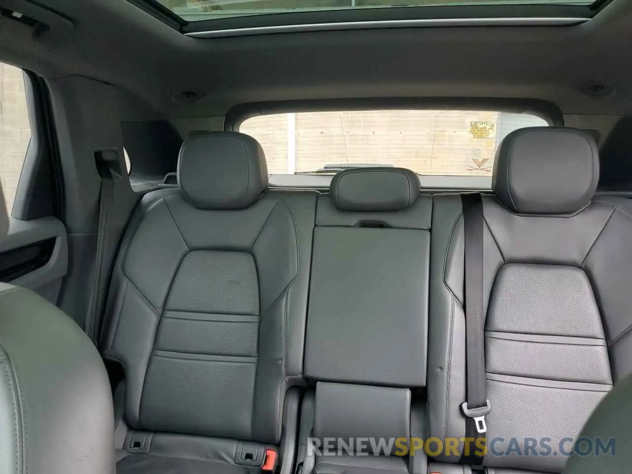 10 Photograph of a damaged car WP1AA2AY3LDA06095 PORSCHE CAYENNE 2020