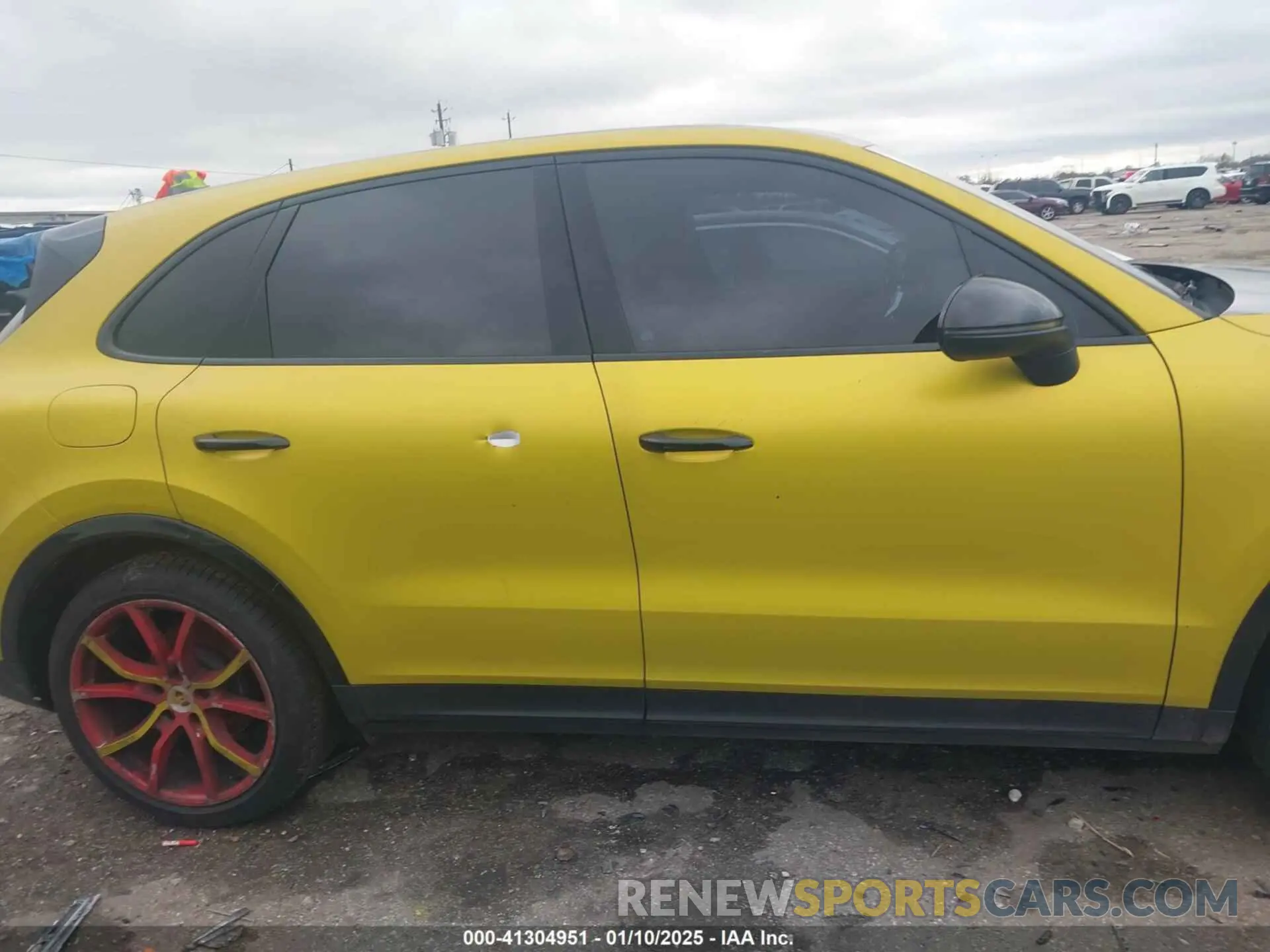 12 Photograph of a damaged car WP1AA2AY5LDA03828 PORSCHE CAYENNE 2020