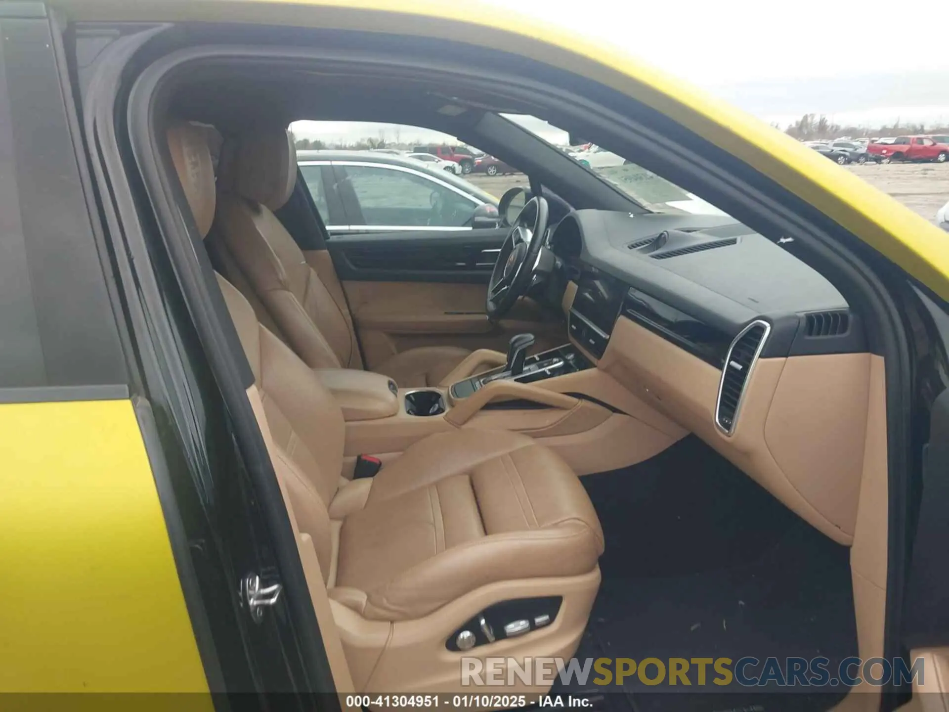 5 Photograph of a damaged car WP1AA2AY5LDA03828 PORSCHE CAYENNE 2020