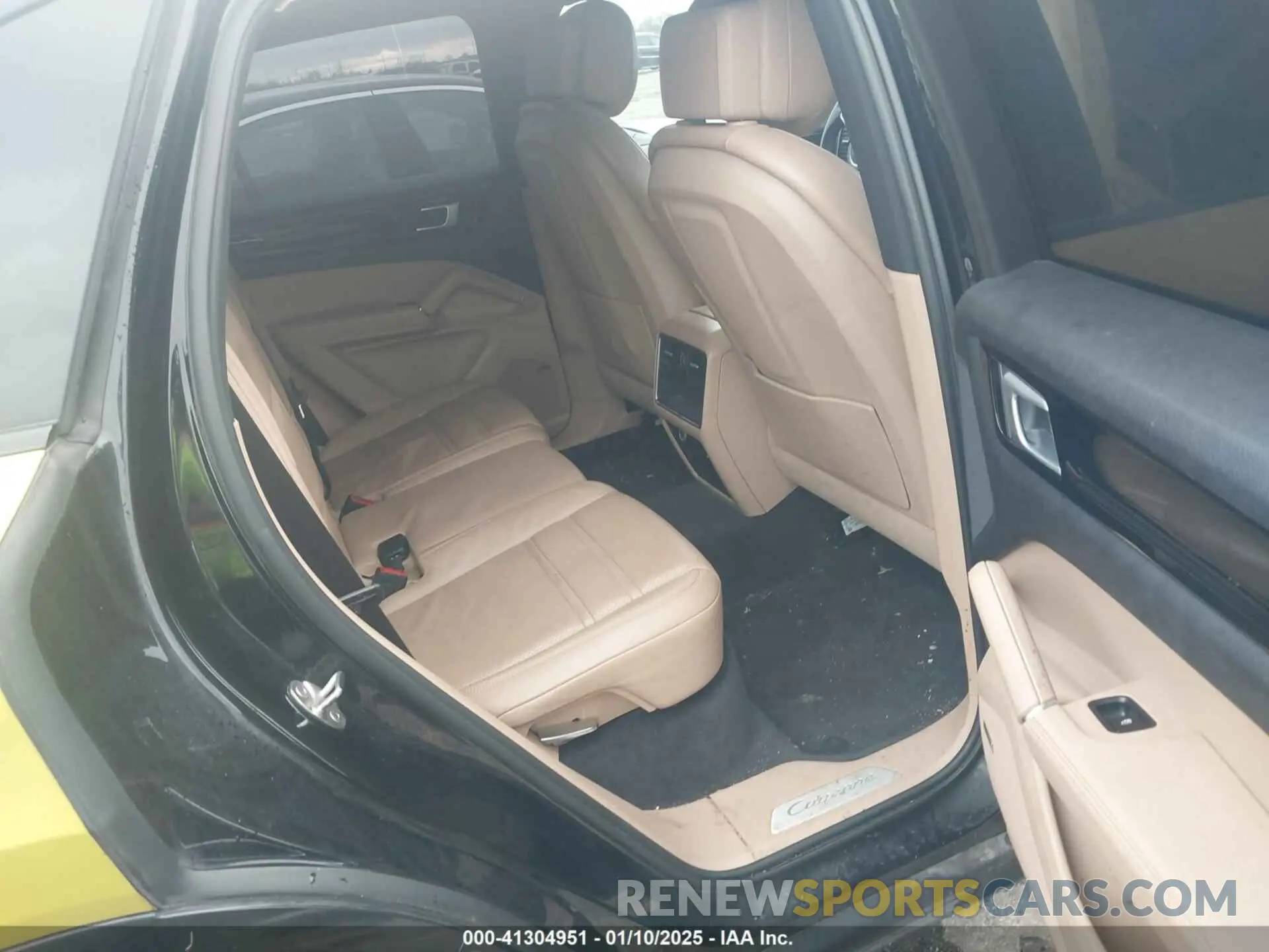 8 Photograph of a damaged car WP1AA2AY5LDA03828 PORSCHE CAYENNE 2020