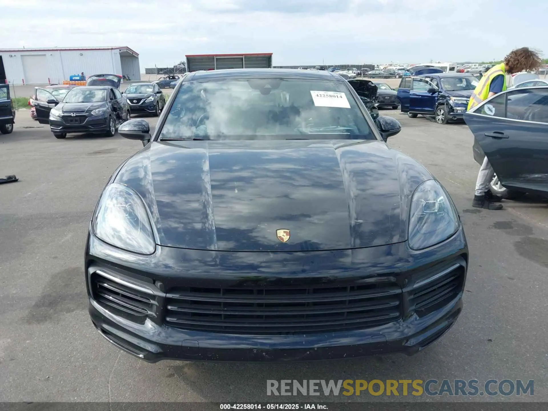 11 Photograph of a damaged car WP1AA2AY7LDA01031 PORSCHE CAYENNE 2020