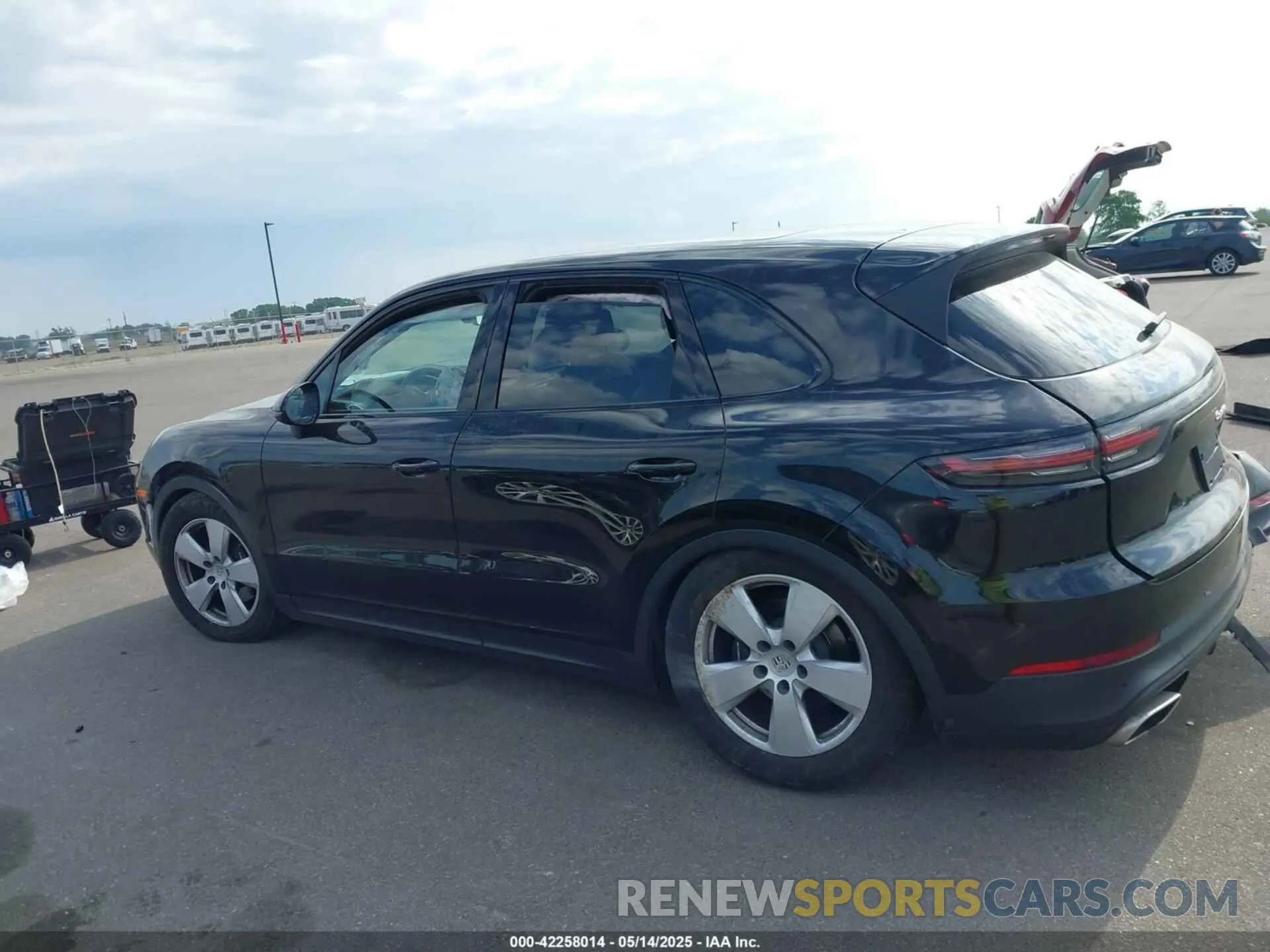 13 Photograph of a damaged car WP1AA2AY7LDA01031 PORSCHE CAYENNE 2020
