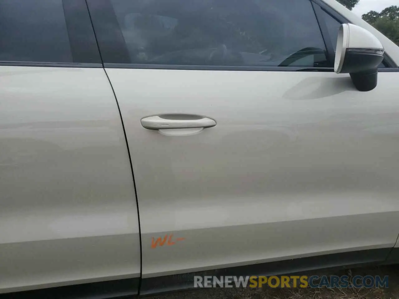 13 Photograph of a damaged car WP1AA2AY7LDA08996 PORSCHE CAYENNE 2020