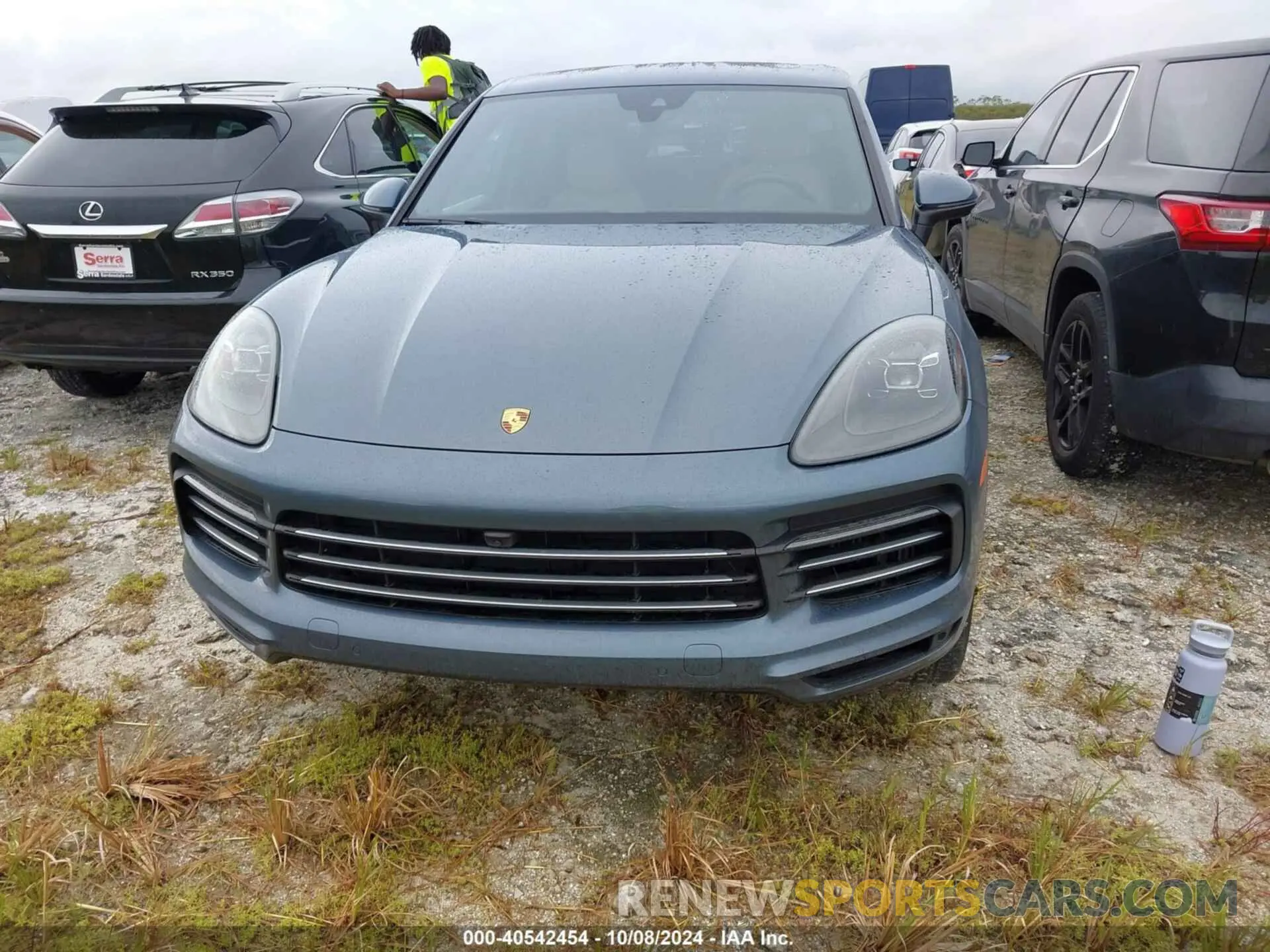 12 Photograph of a damaged car WP1AA2AY8LDA00891 PORSCHE CAYENNE 2020