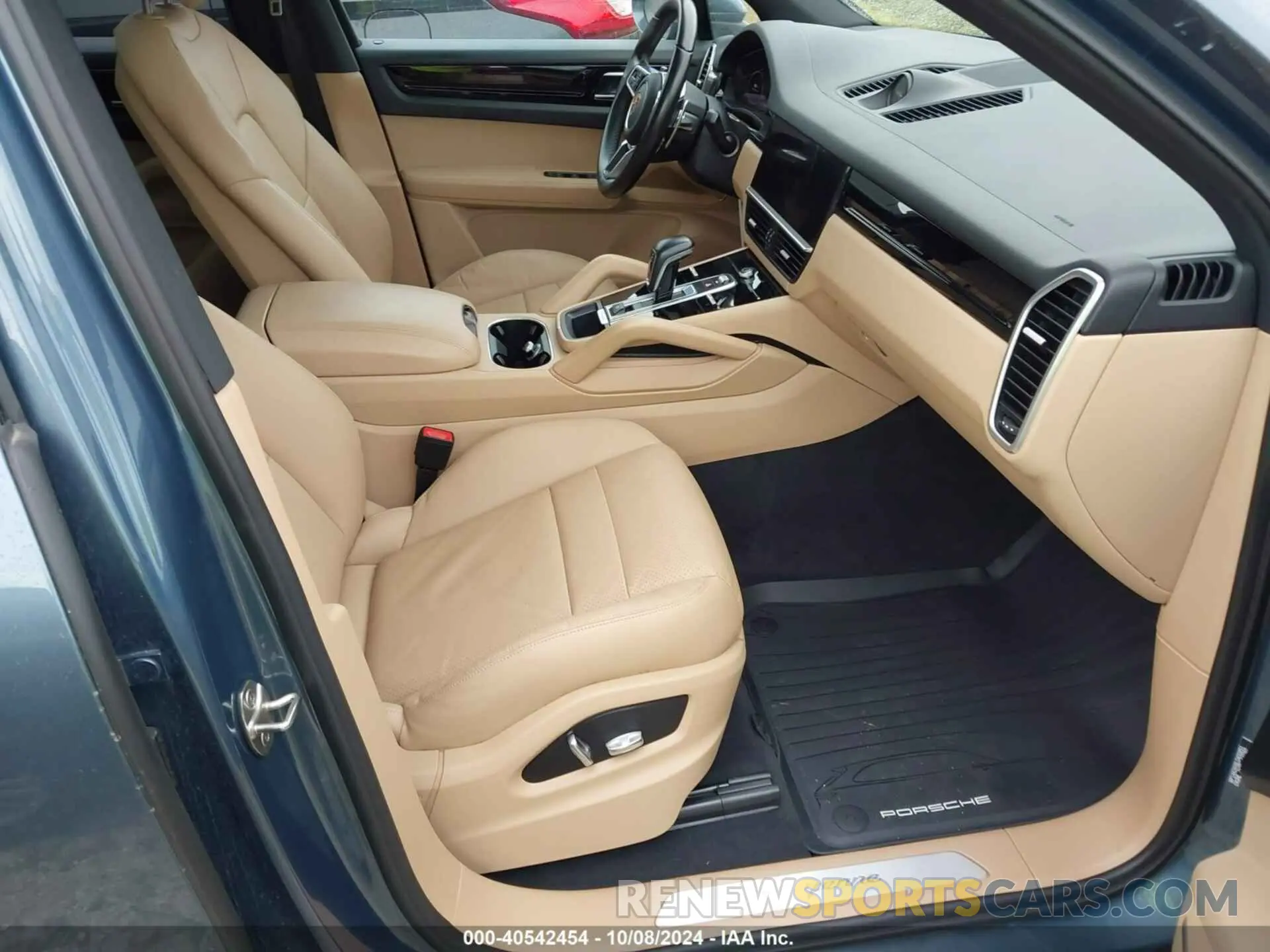 5 Photograph of a damaged car WP1AA2AY8LDA00891 PORSCHE CAYENNE 2020