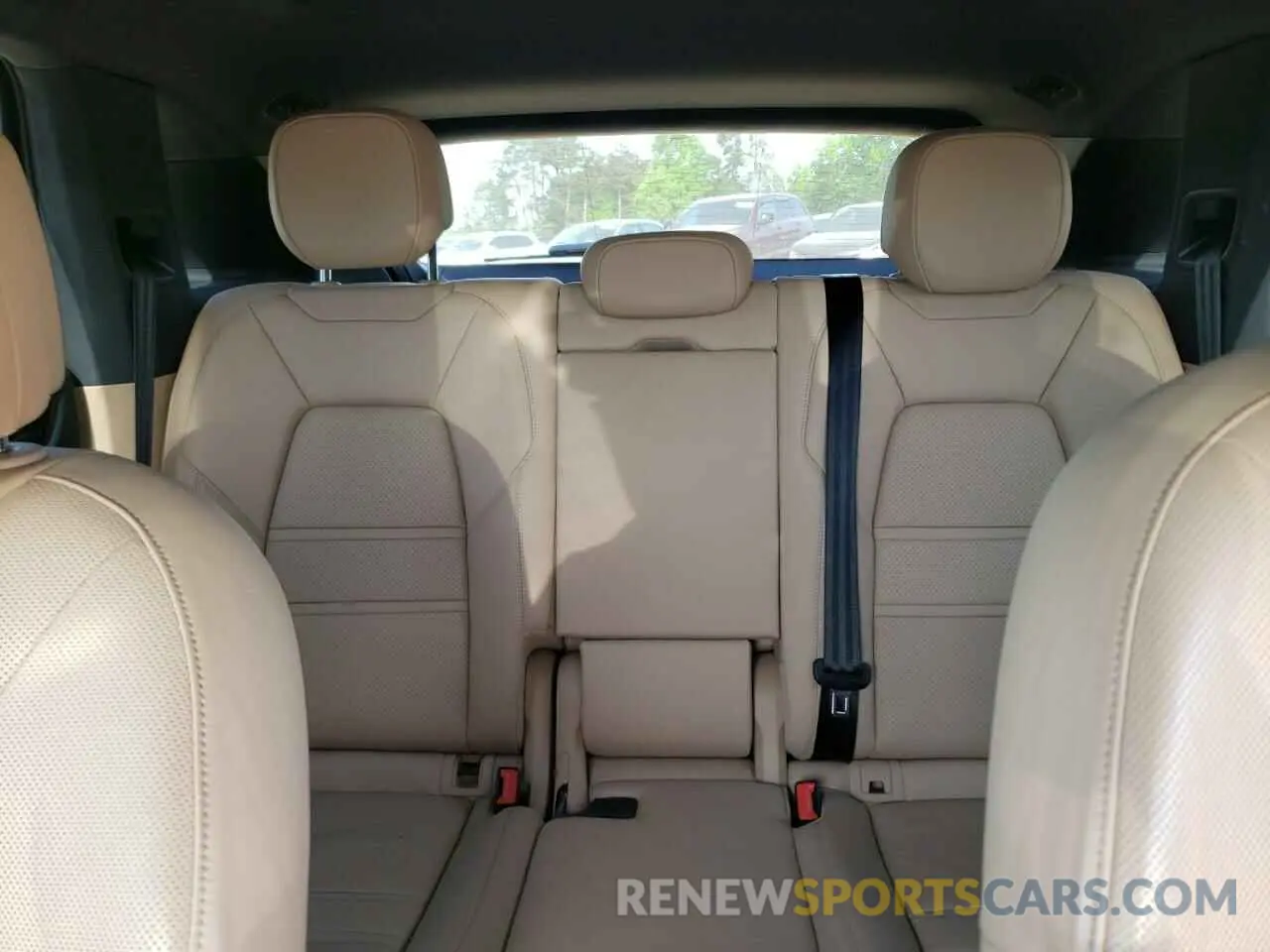 10 Photograph of a damaged car WP1AA2AY9LDA03086 PORSCHE CAYENNE 2020