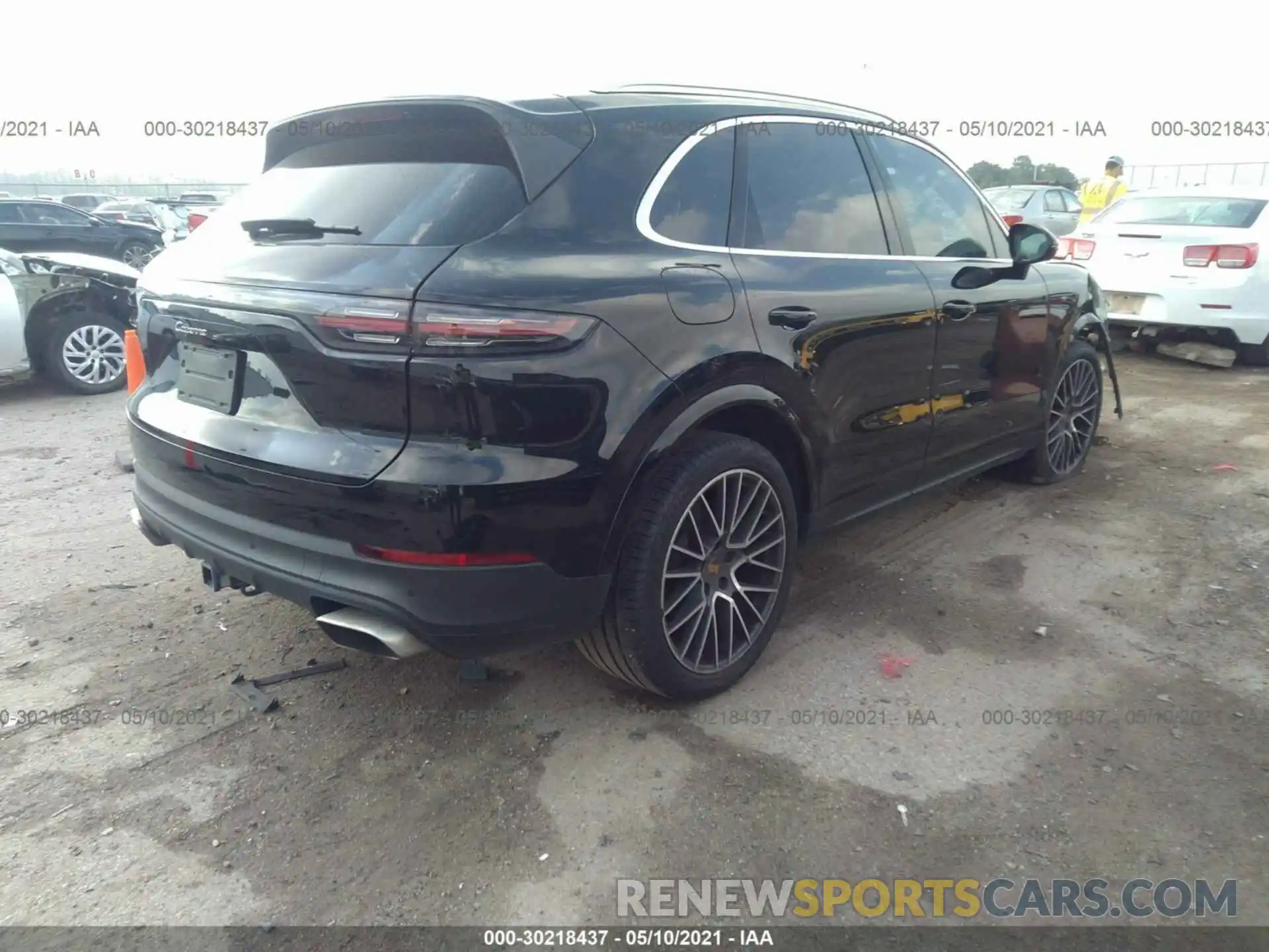 4 Photograph of a damaged car WP1AA2AY9LDA06408 PORSCHE CAYENNE 2020