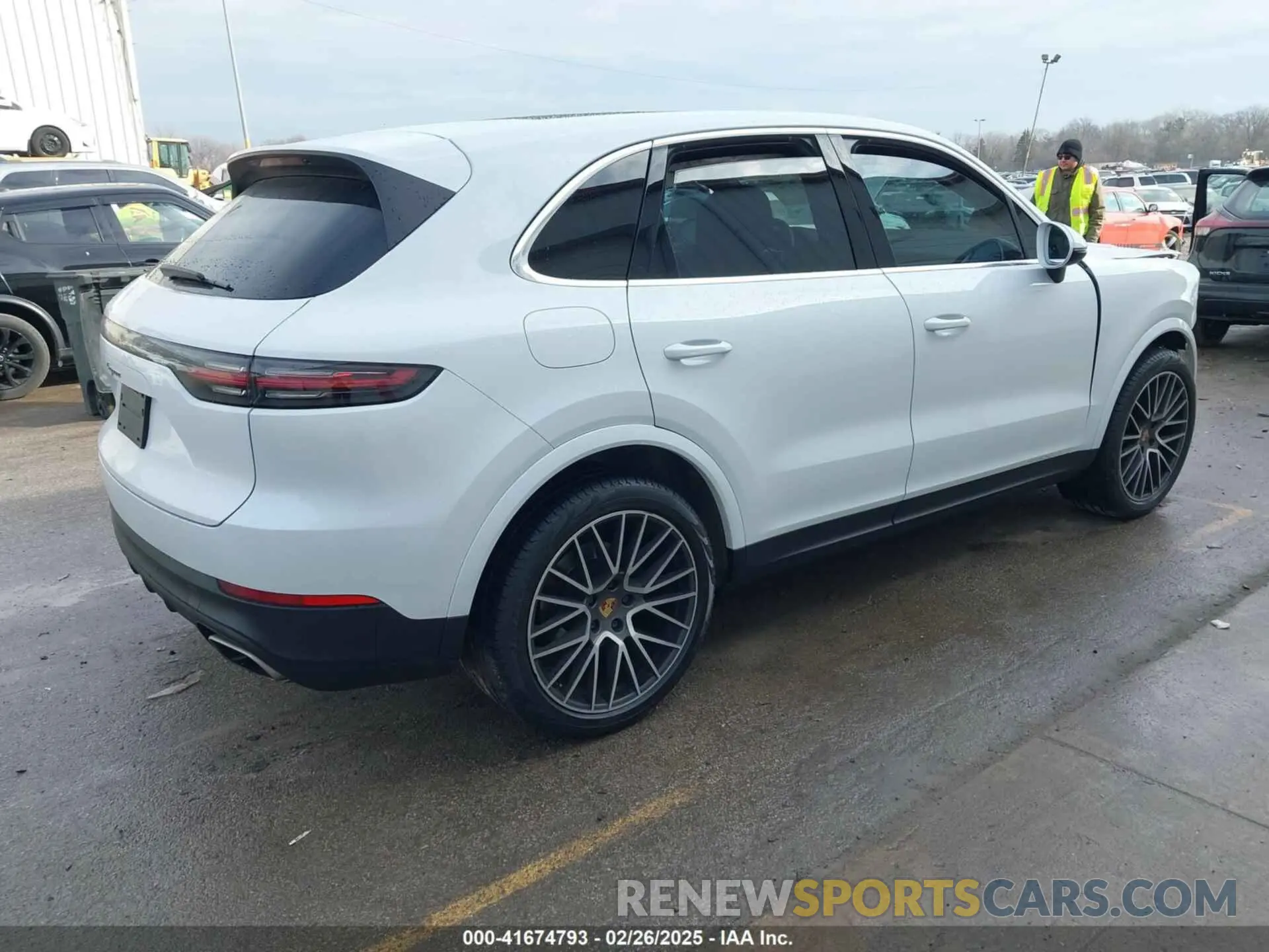 4 Photograph of a damaged car WP1AA2AYXLDA01167 PORSCHE CAYENNE 2020