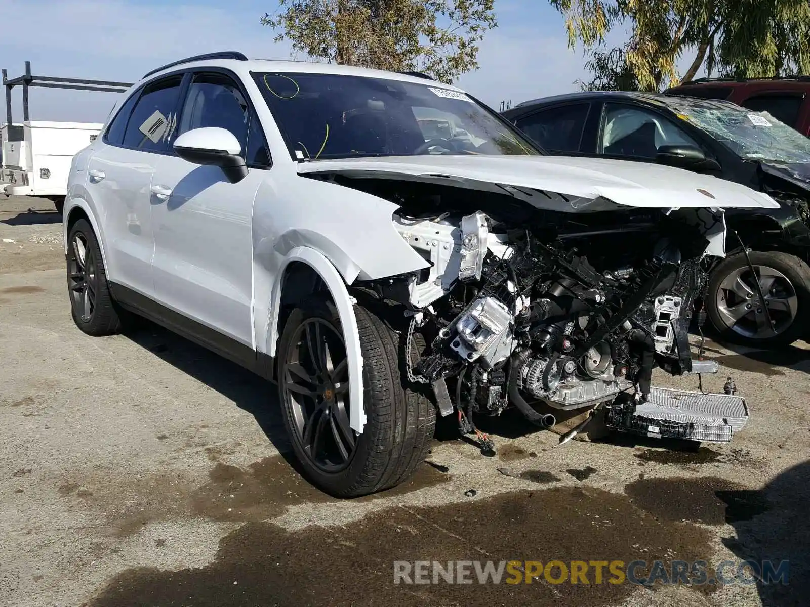 1 Photograph of a damaged car WP1AB2AY7LDA28937 PORSCHE CAYENNE 2020