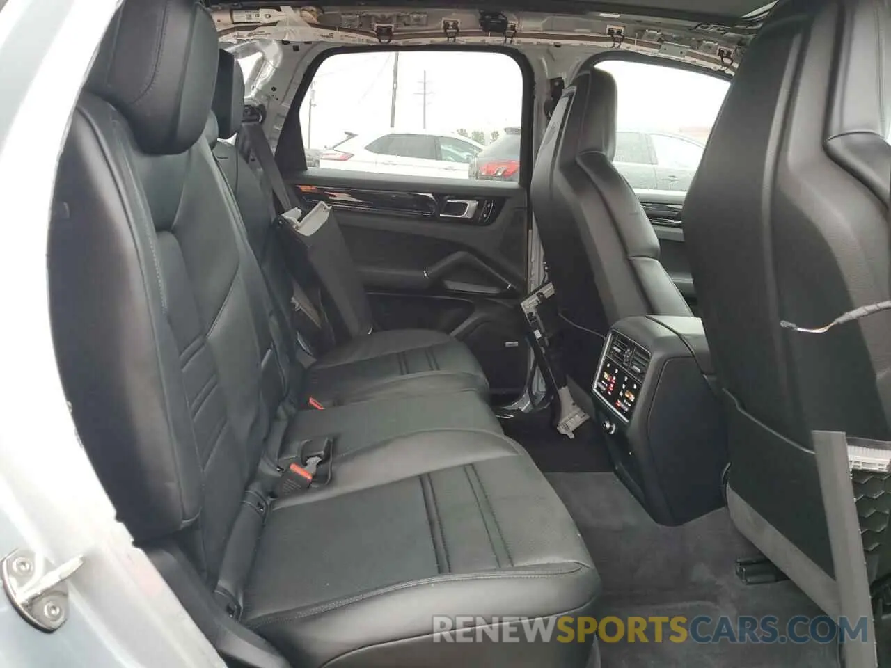 11 Photograph of a damaged car WP1AB2AY8LDA27666 PORSCHE CAYENNE 2020