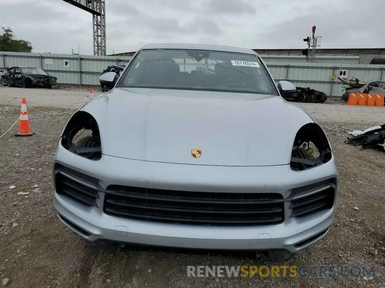 5 Photograph of a damaged car WP1AB2AY8LDA27666 PORSCHE CAYENNE 2020