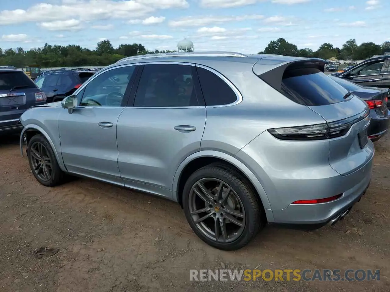 2 Photograph of a damaged car WP1AB2AY8LDA28204 PORSCHE CAYENNE 2020