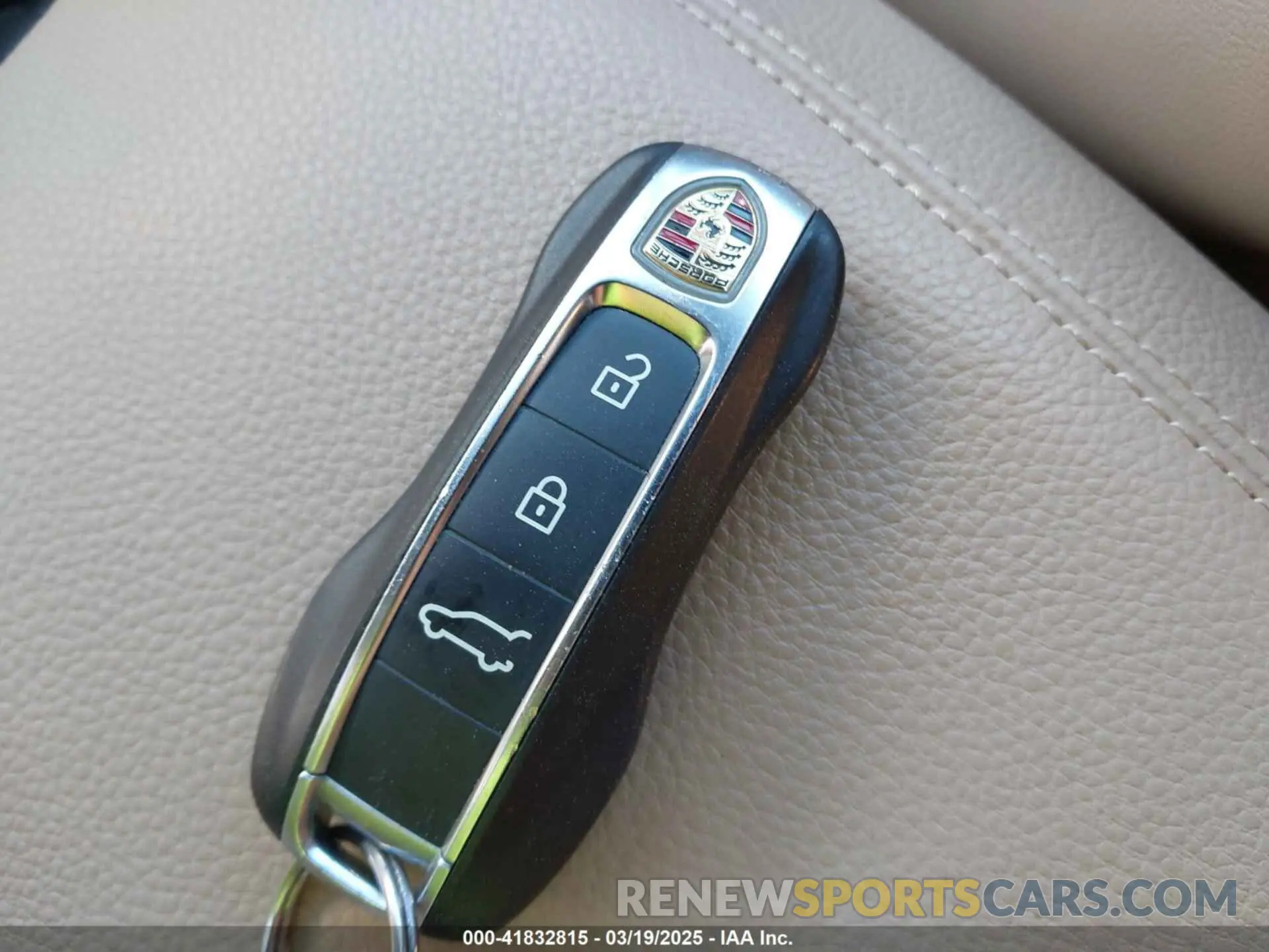 11 Photograph of a damaged car WP1AB2AY9LDA28759 PORSCHE CAYENNE 2020