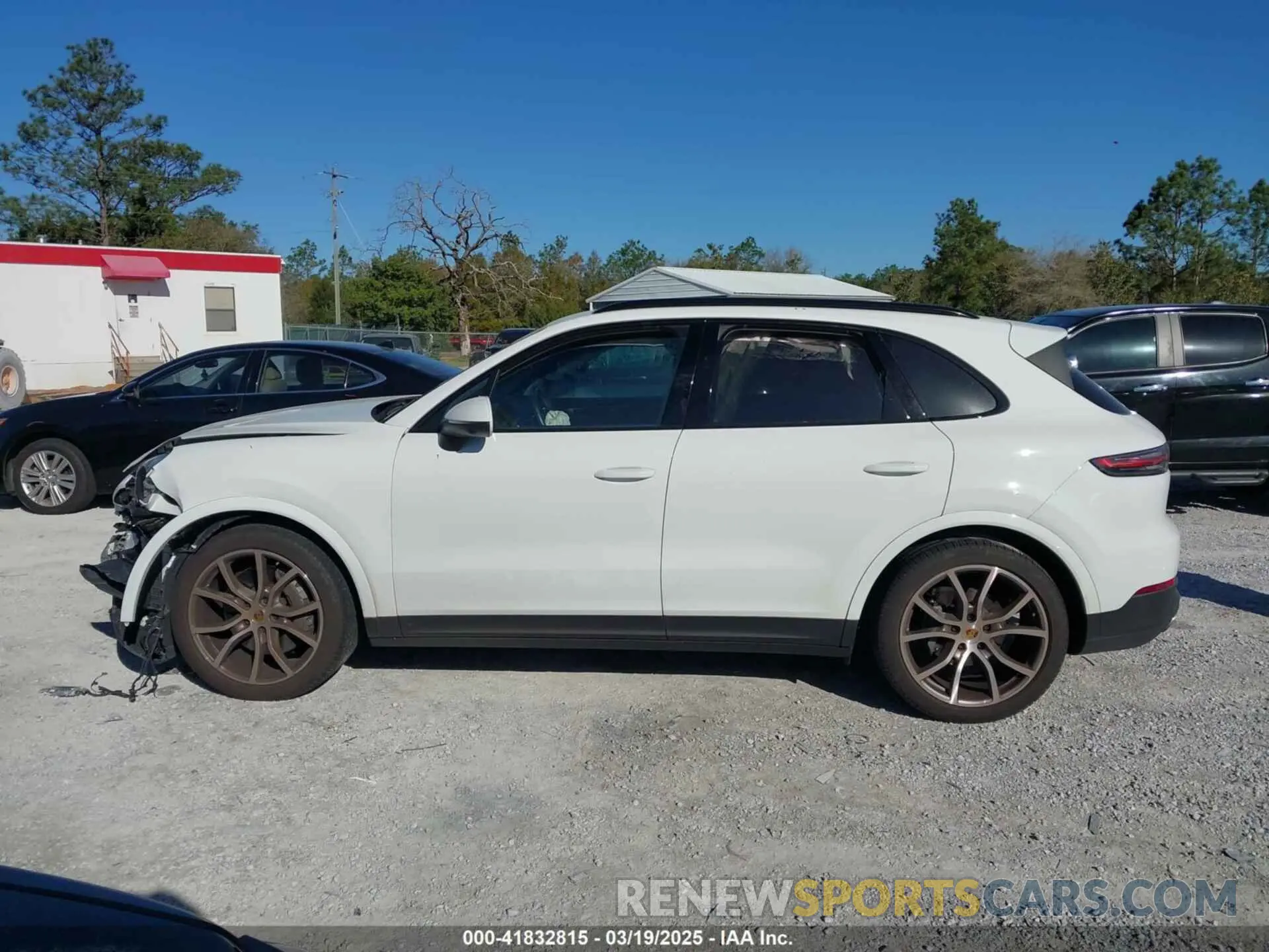 14 Photograph of a damaged car WP1AB2AY9LDA28759 PORSCHE CAYENNE 2020
