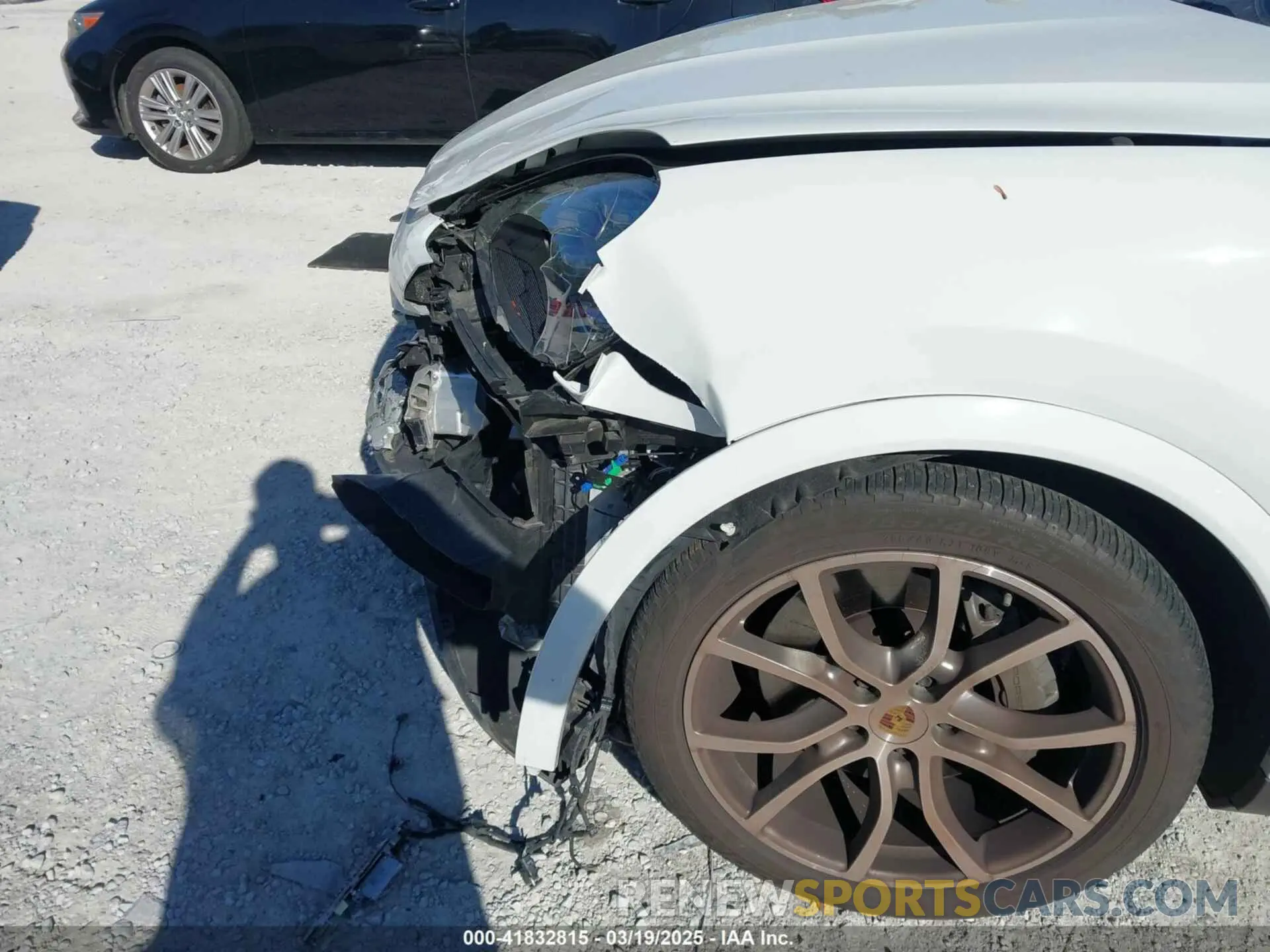 6 Photograph of a damaged car WP1AB2AY9LDA28759 PORSCHE CAYENNE 2020