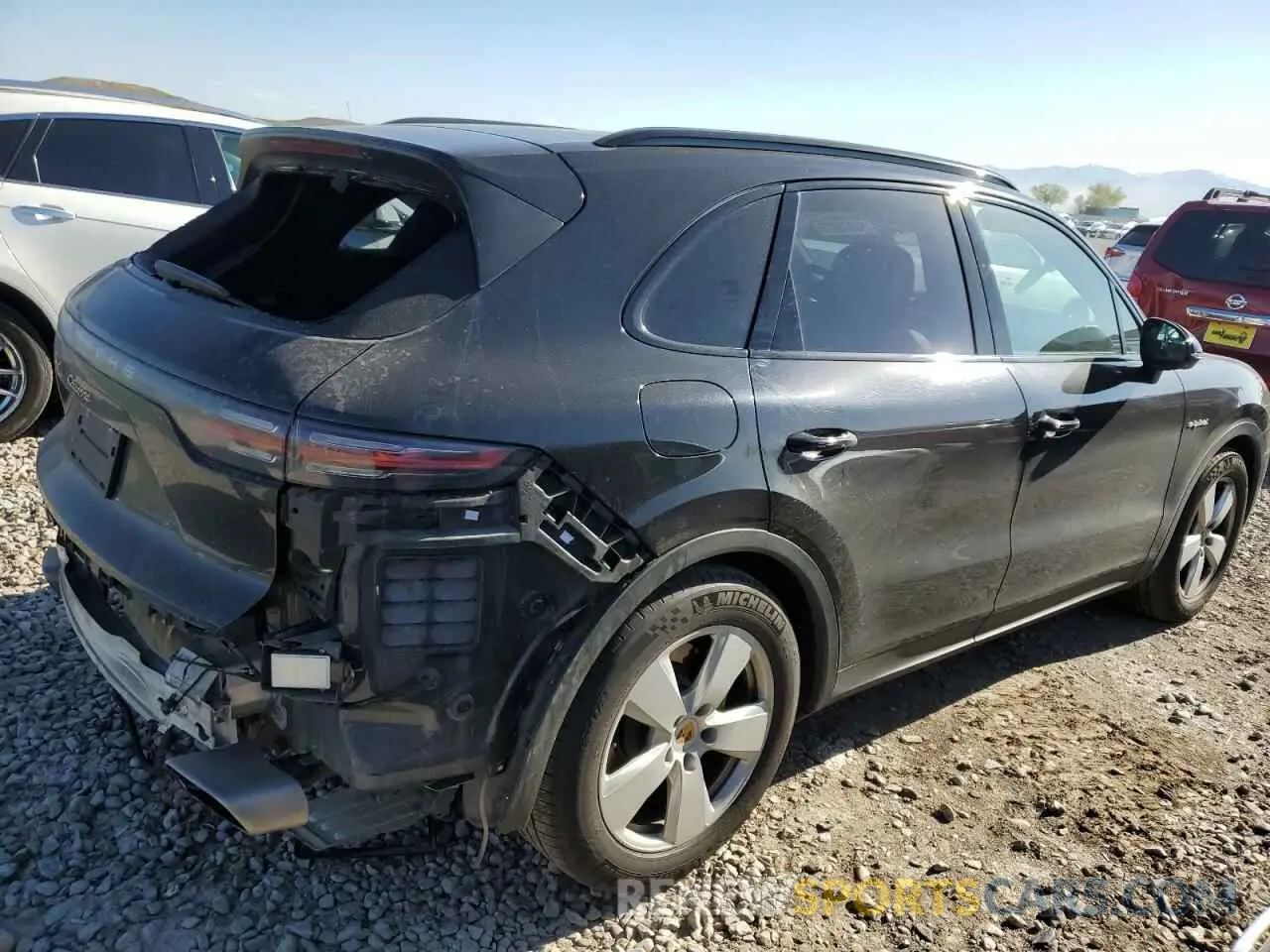 3 Photograph of a damaged car WP1AE2AYXLDA22153 PORSCHE CAYENNE 2020