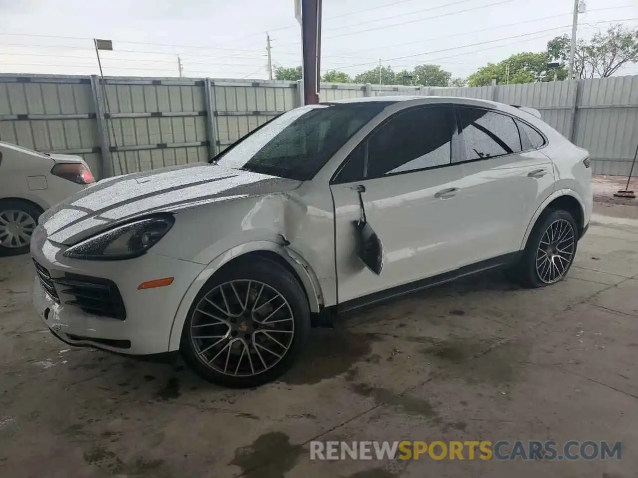 1 Photograph of a damaged car WP1BA2AY4LDA46268 PORSCHE CAYENNE 2020