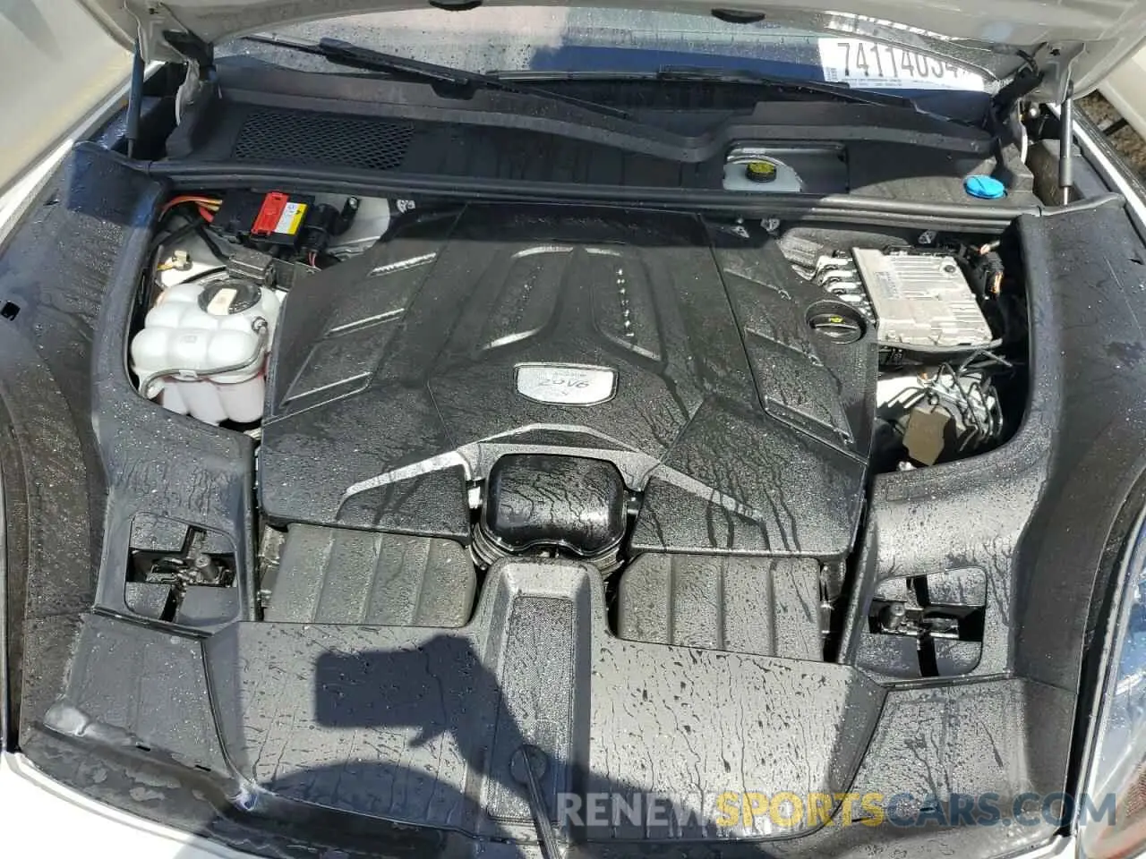 12 Photograph of a damaged car WP1BB2AY4LDA57591 PORSCHE CAYENNE 2020