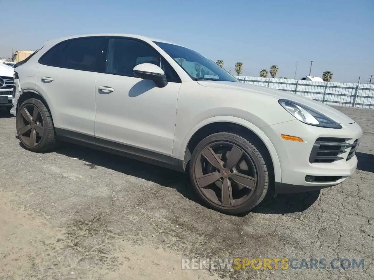 4 Photograph of a damaged car WP1AA2AY0MDA00689 PORSCHE CAYENNE 2021