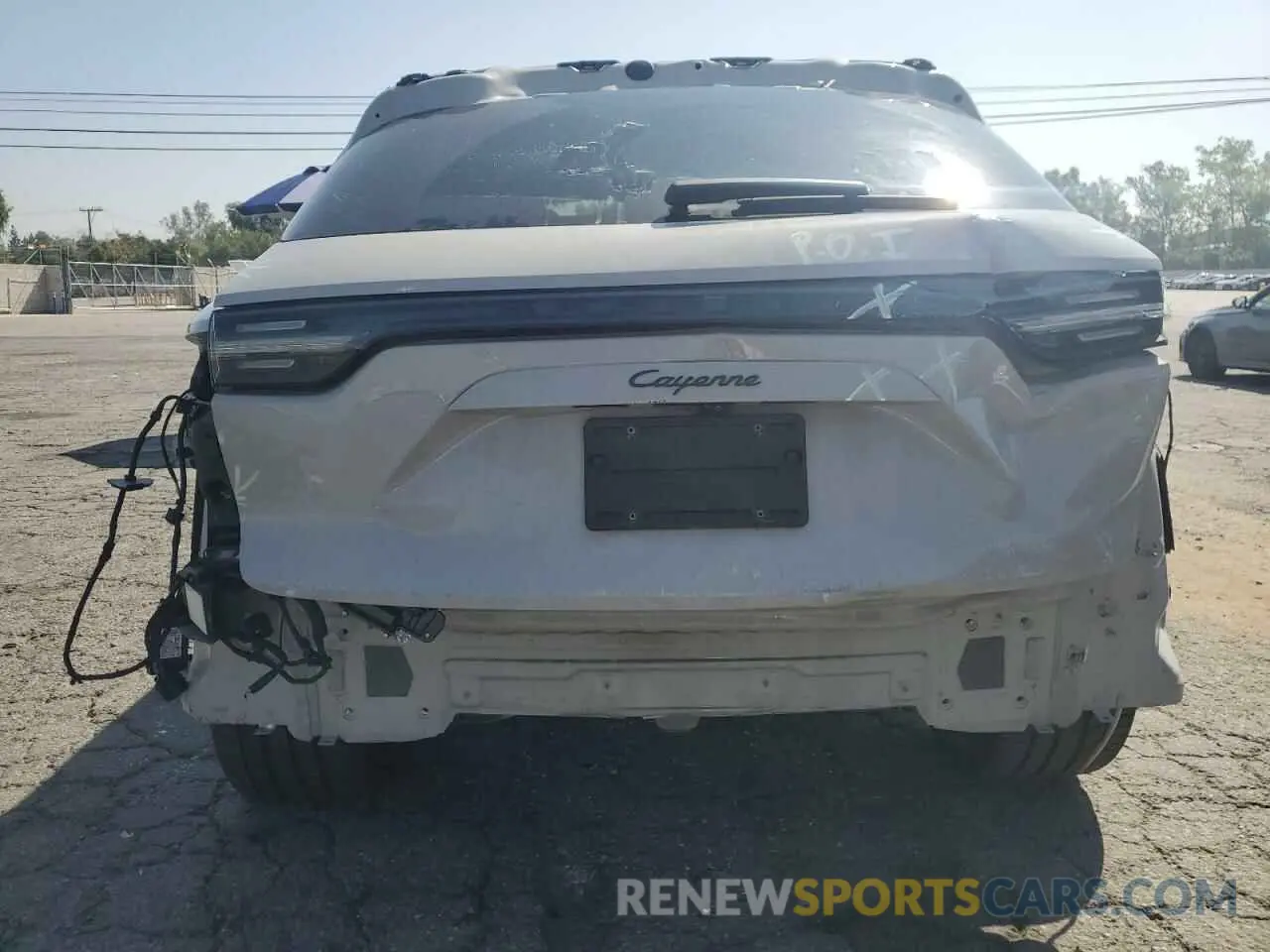 6 Photograph of a damaged car WP1AA2AY0MDA00689 PORSCHE CAYENNE 2021