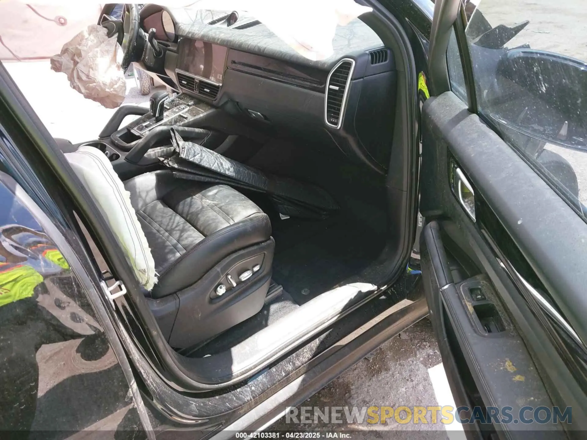 5 Photograph of a damaged car WP1AA2AY2MDA01195 PORSCHE CAYENNE 2021